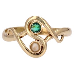 French 19th Century Fine Pearl Emerald 18 Karat Yellow Gold You and Me Ring