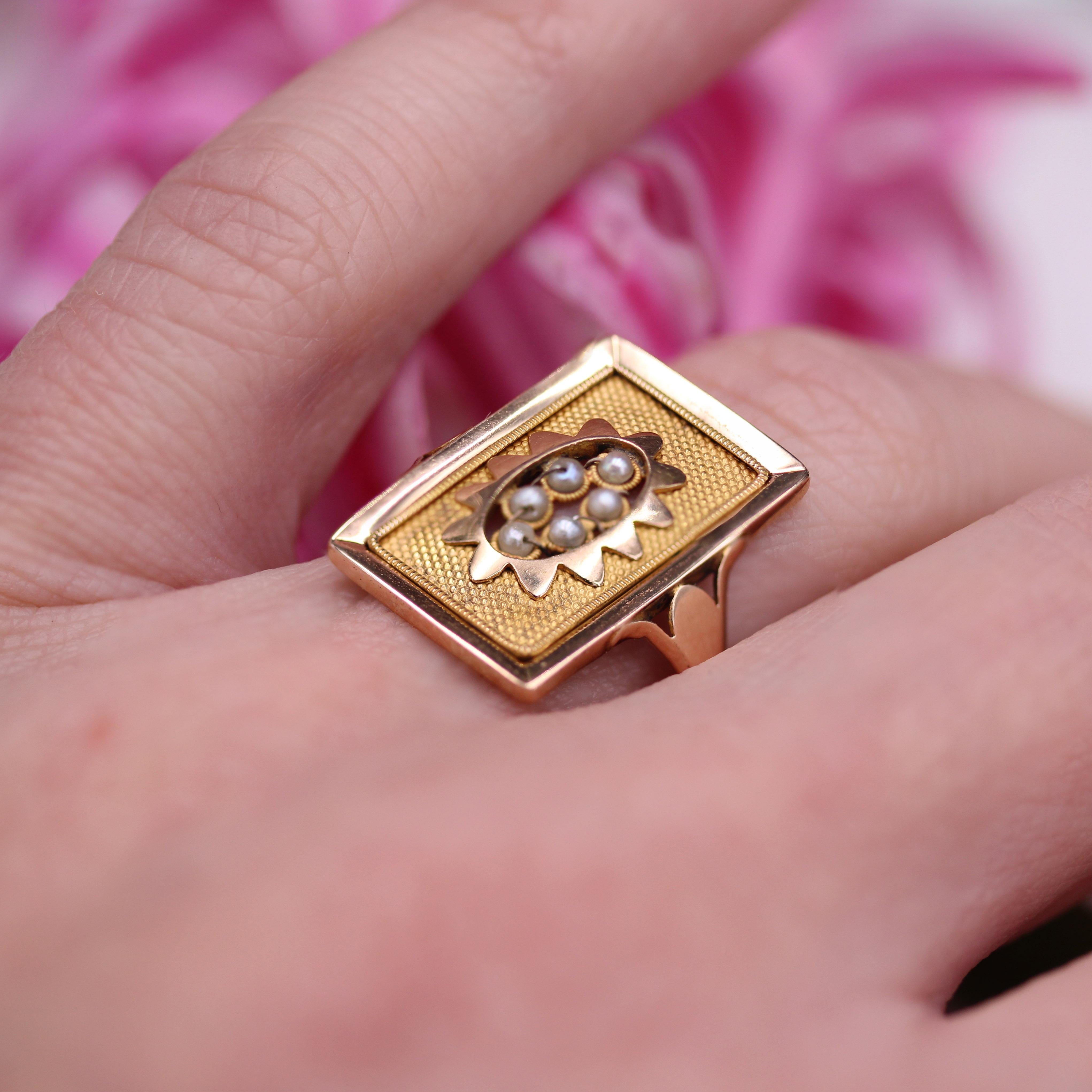 French 19th Century Fine Pearls 18 Karat Yellow Gold Rectangular Ring For Sale 7