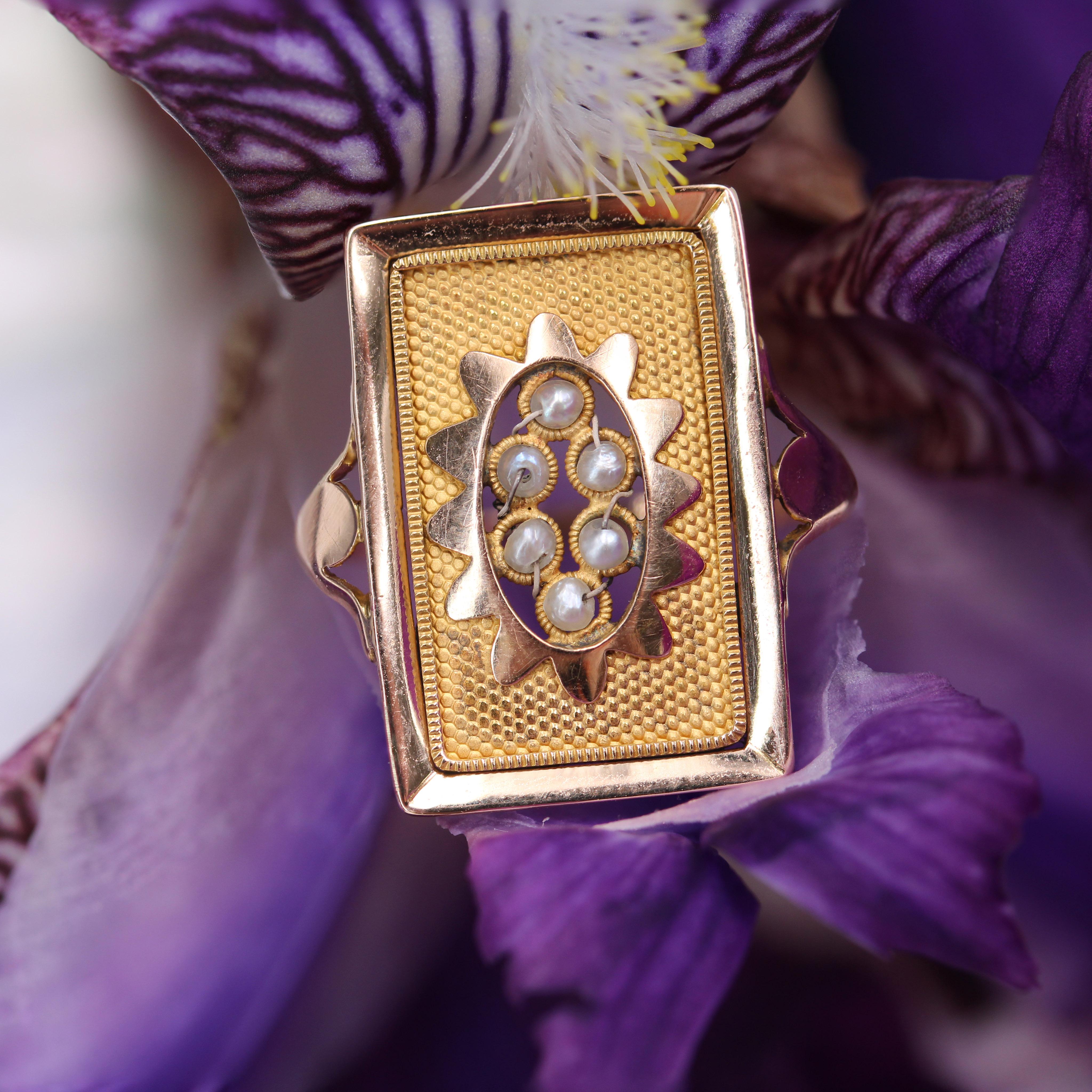 Napoleon III French 19th Century Fine Pearls 18 Karat Yellow Gold Rectangular Ring For Sale