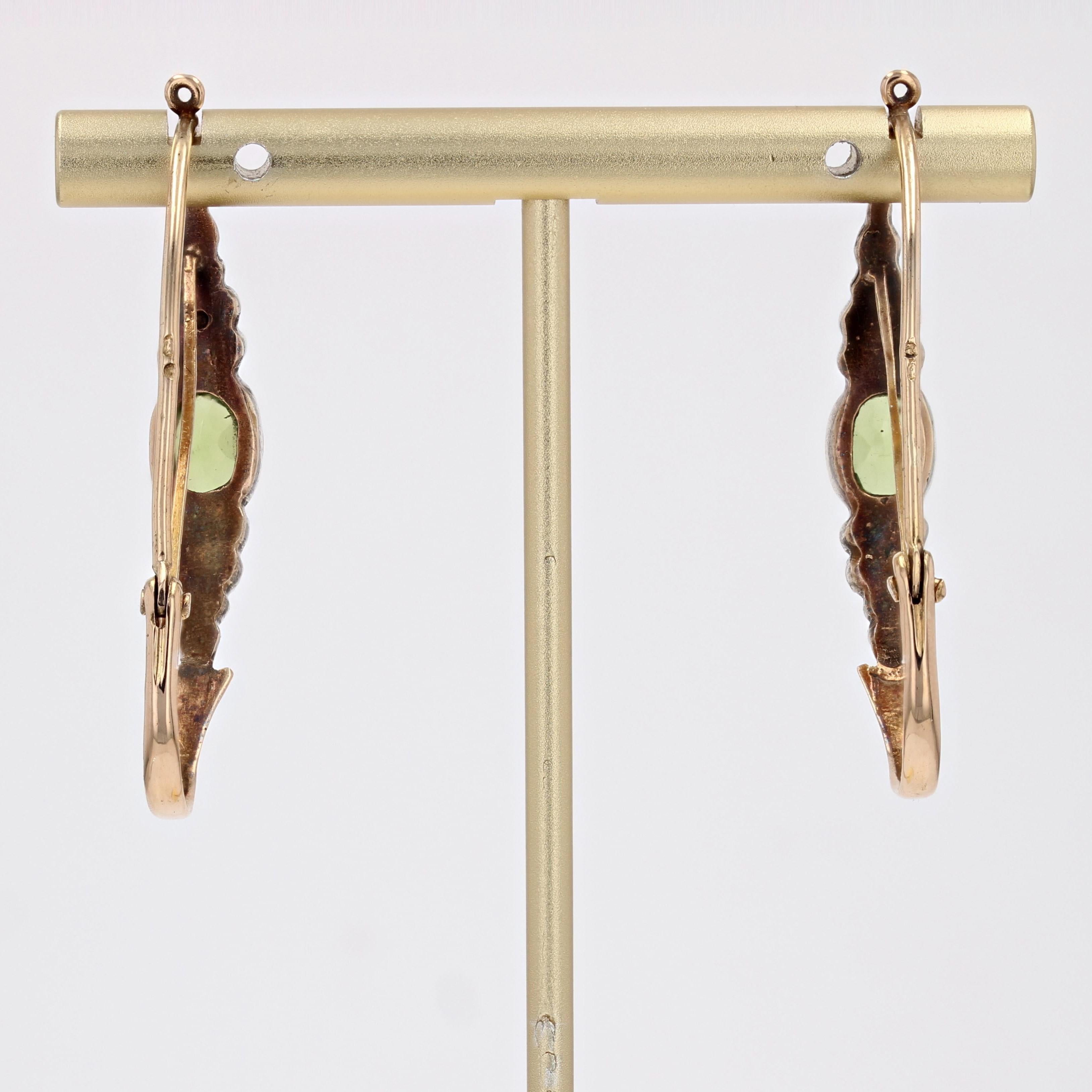 French 19th Century Fine Pearls Peridot 18 Karat Yellow Gold Poissardes Earrings For Sale 5