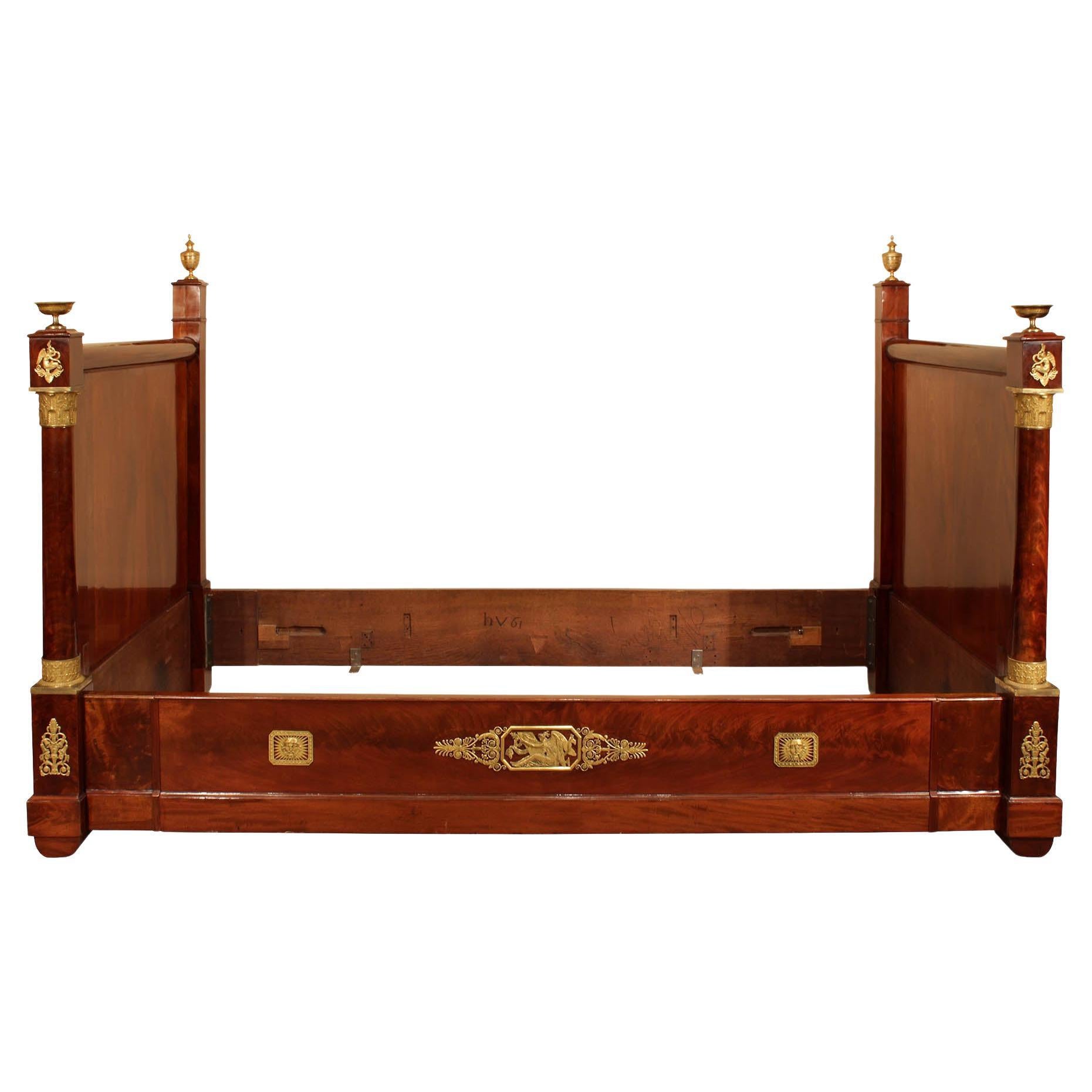 Lit de jour français d'époque Premier Empire du 19e siècle, vers 1805