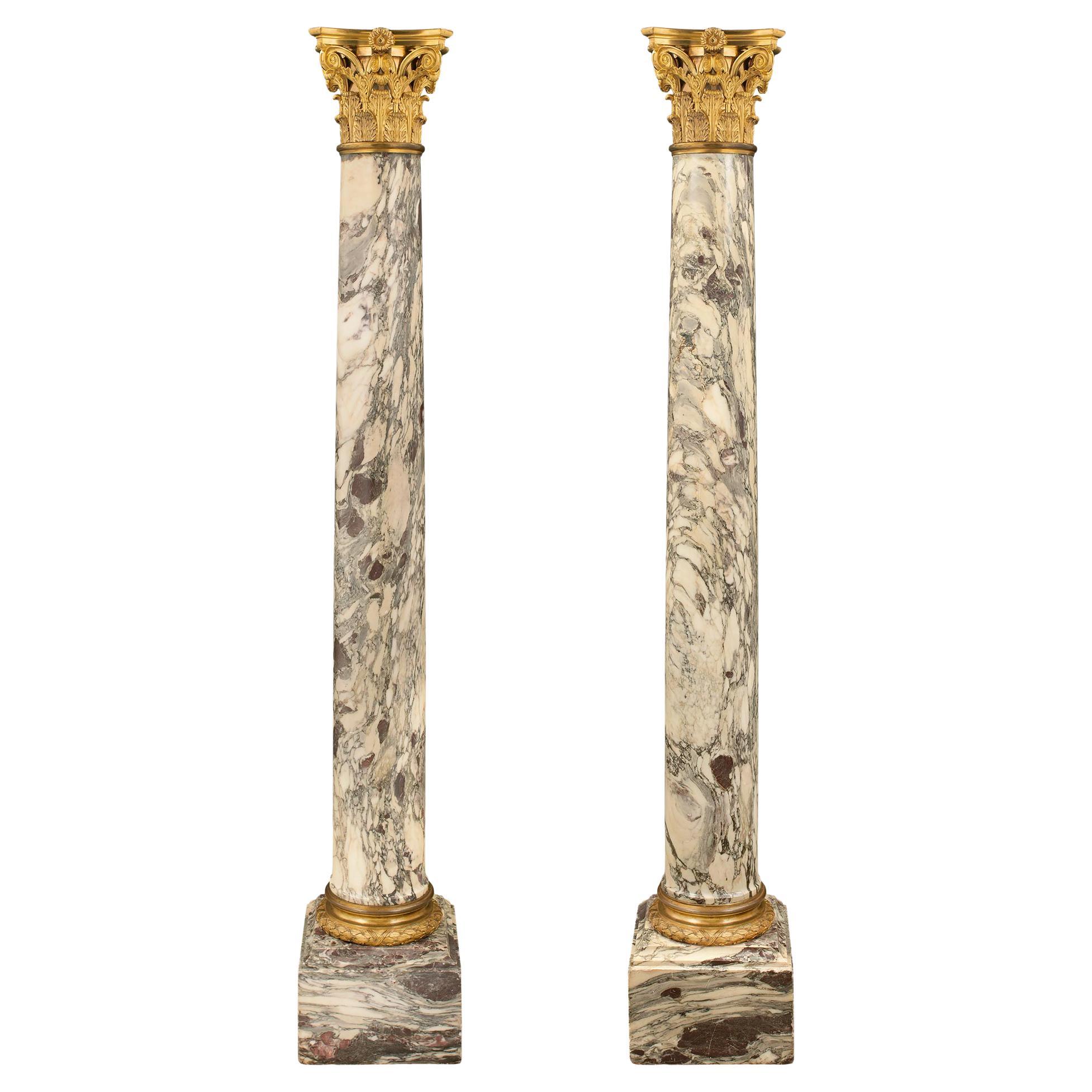Französische Säulen aus Fleur De Pêcher-Marmor und Goldbronze aus dem 19. Jahrhundert, signiert Sormani im Angebot