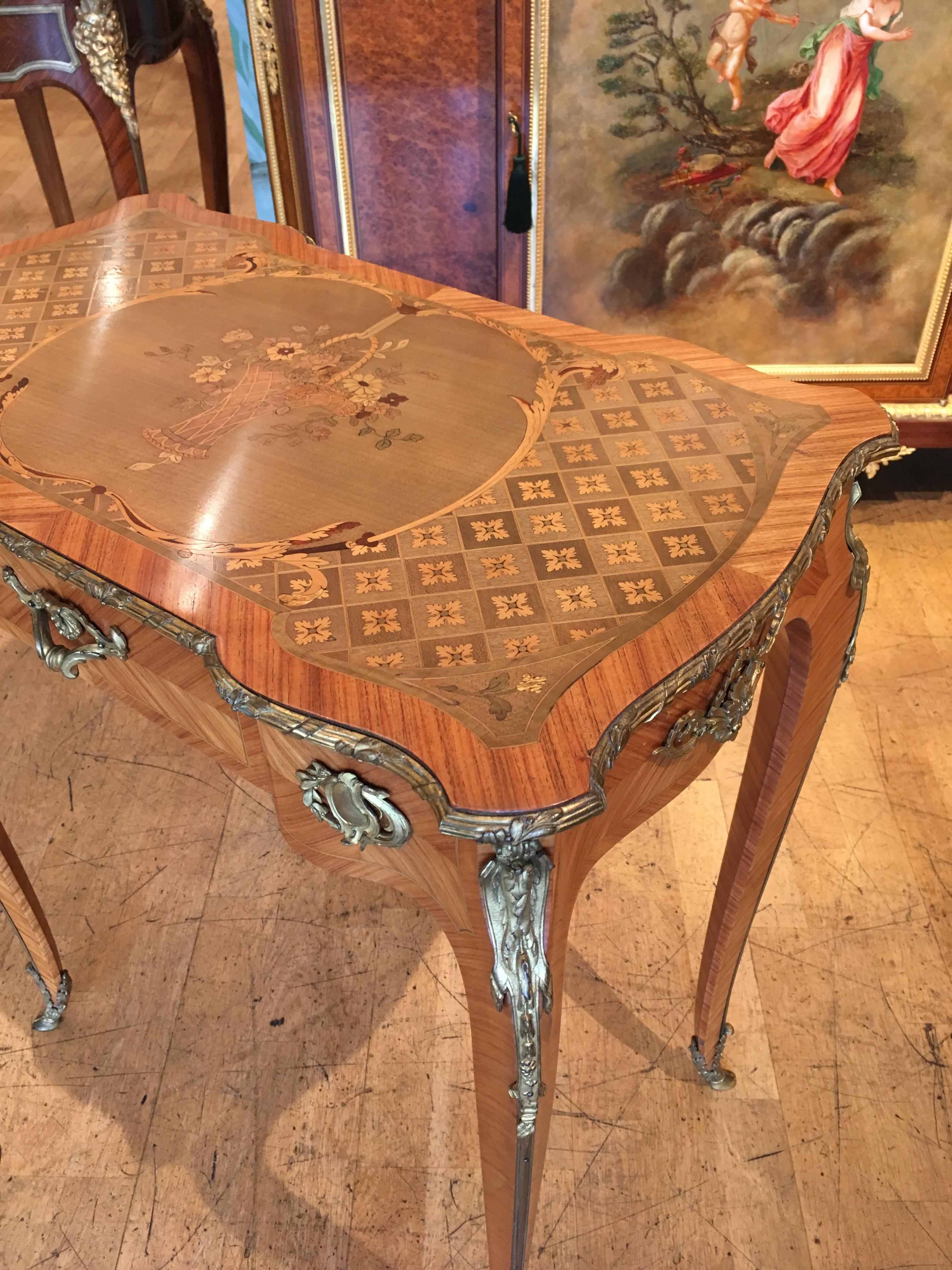 Louis XV French 19th Century Floral Marquetry and Gilt Bronze Table For Sale