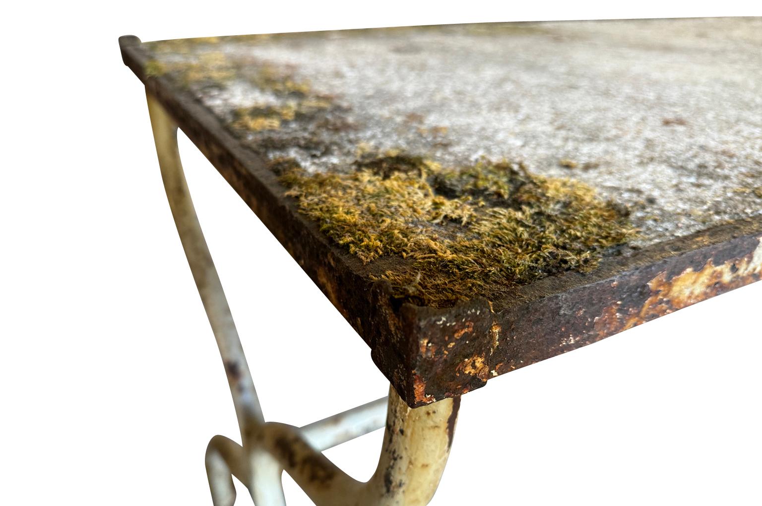 Table de jardin française du 19ème siècle en vente 1