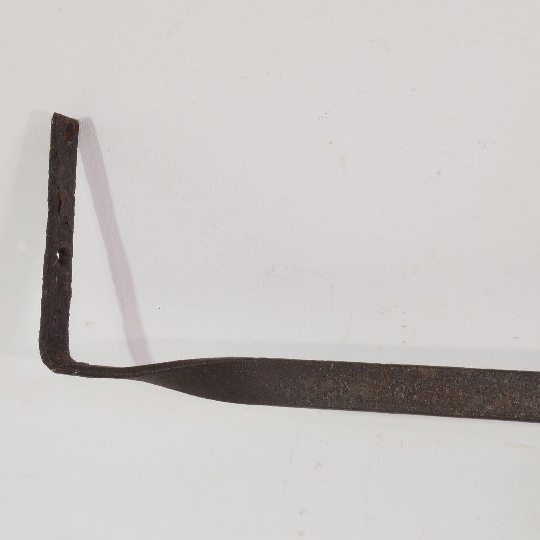 Ferro Insegna commerciale del negozio di calzolai in ferro del XIX secolo, francese e folkloristica in vendita