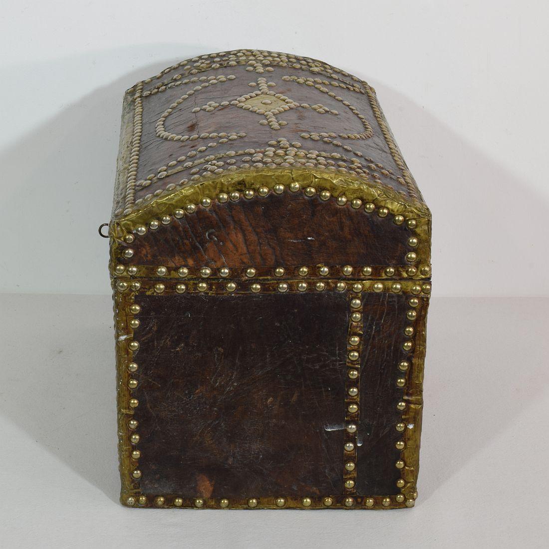 French 19th Century Folk Art Leather Box For Sale 1