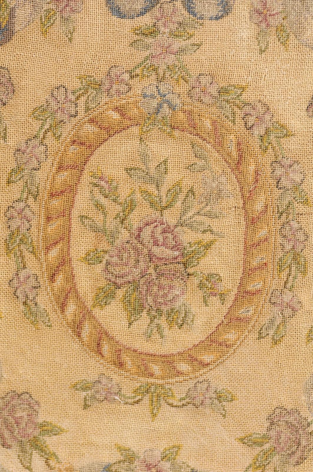 French 19th Century Framed Aubusson Oval Floral Tapestry in Giltwood Frame 6
