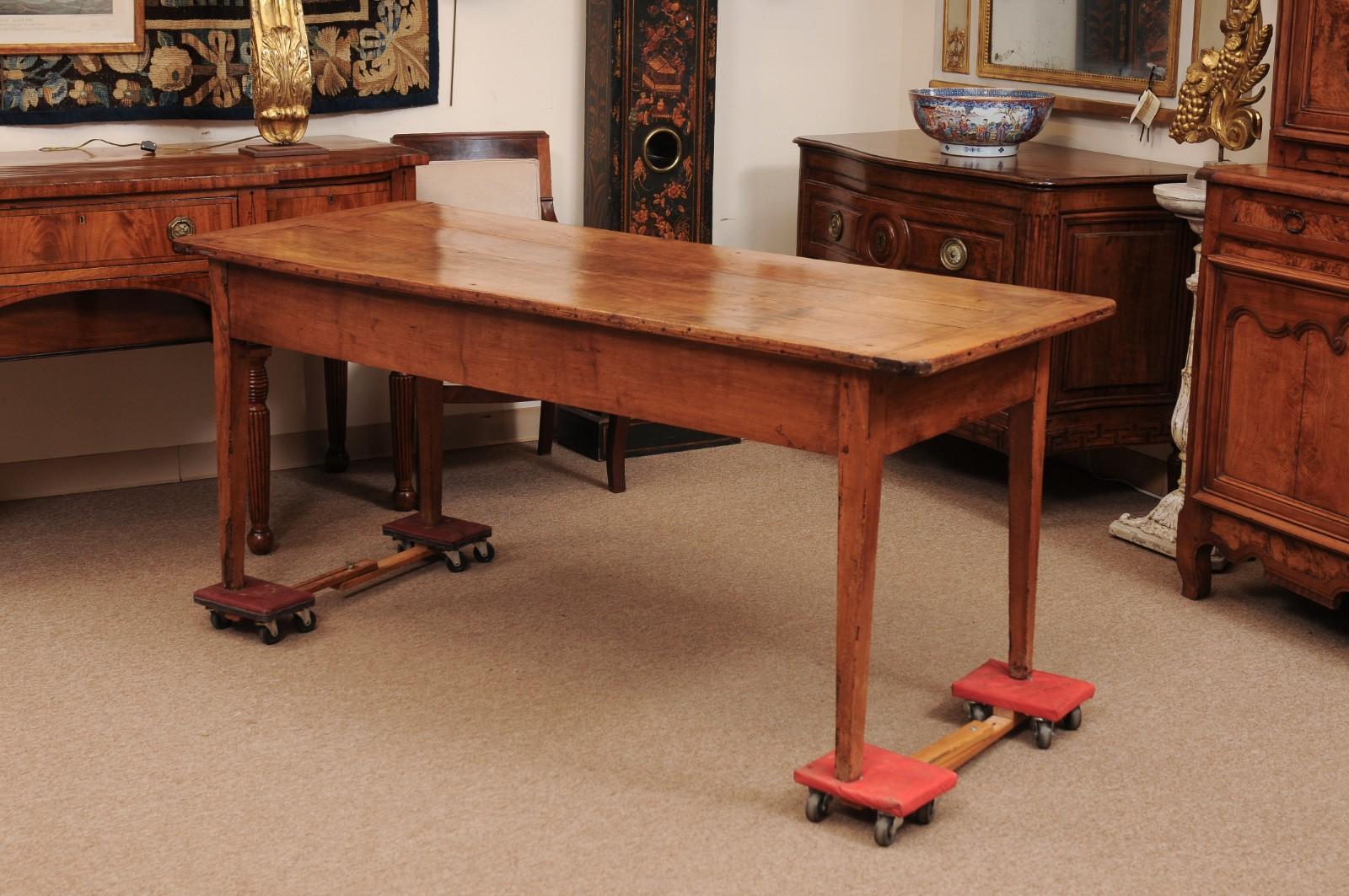 Mesa de granja/mesa de sofá estrecha de madera de frutal francesa del siglo XIX en venta 5