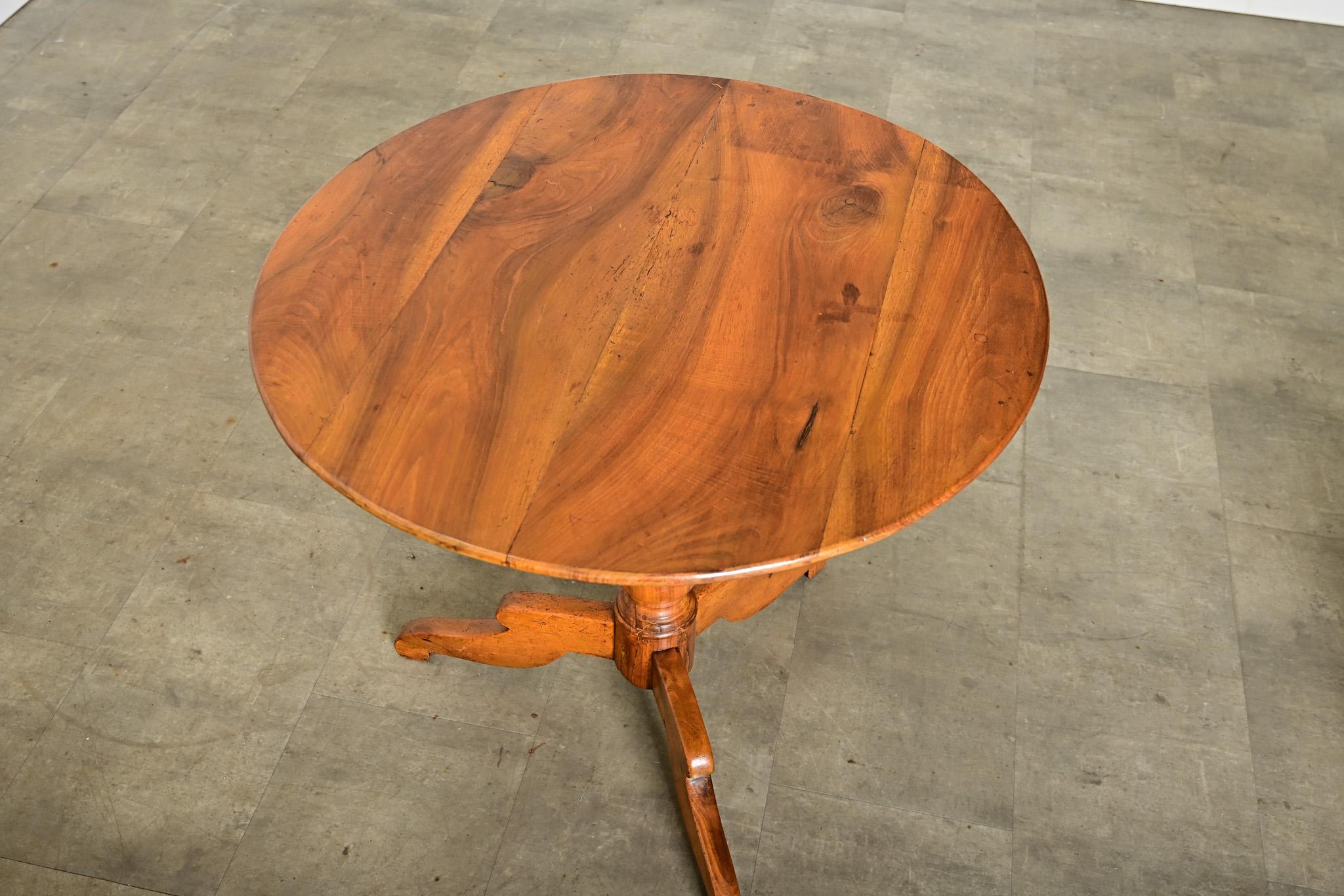 Carved French 19th Century Fruitwood Pedestal Table For Sale