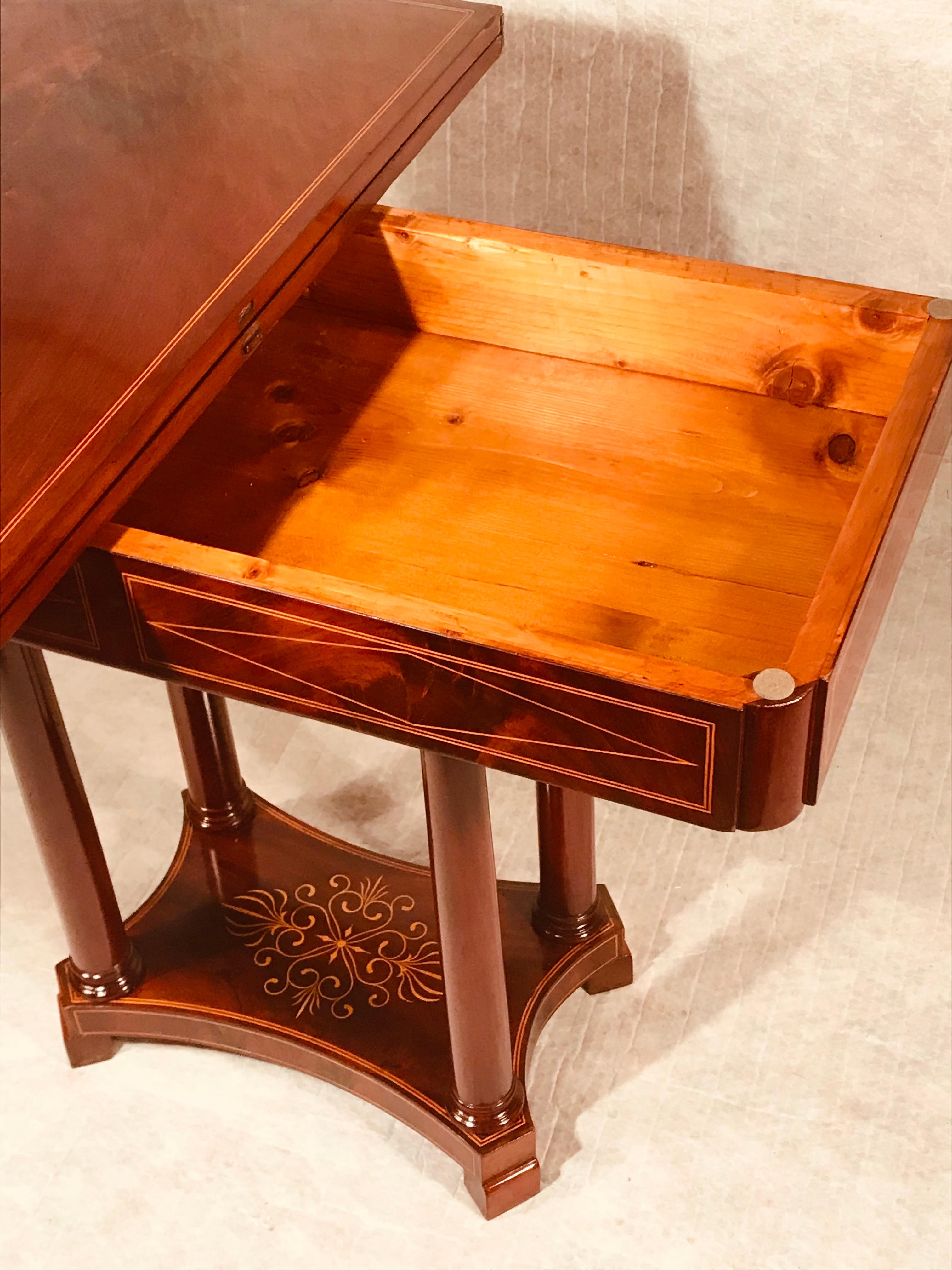 Französischer Spieltisch aus dem 19. Jahrhundert, Restaurationszeitalter 1830-40 im Angebot 5