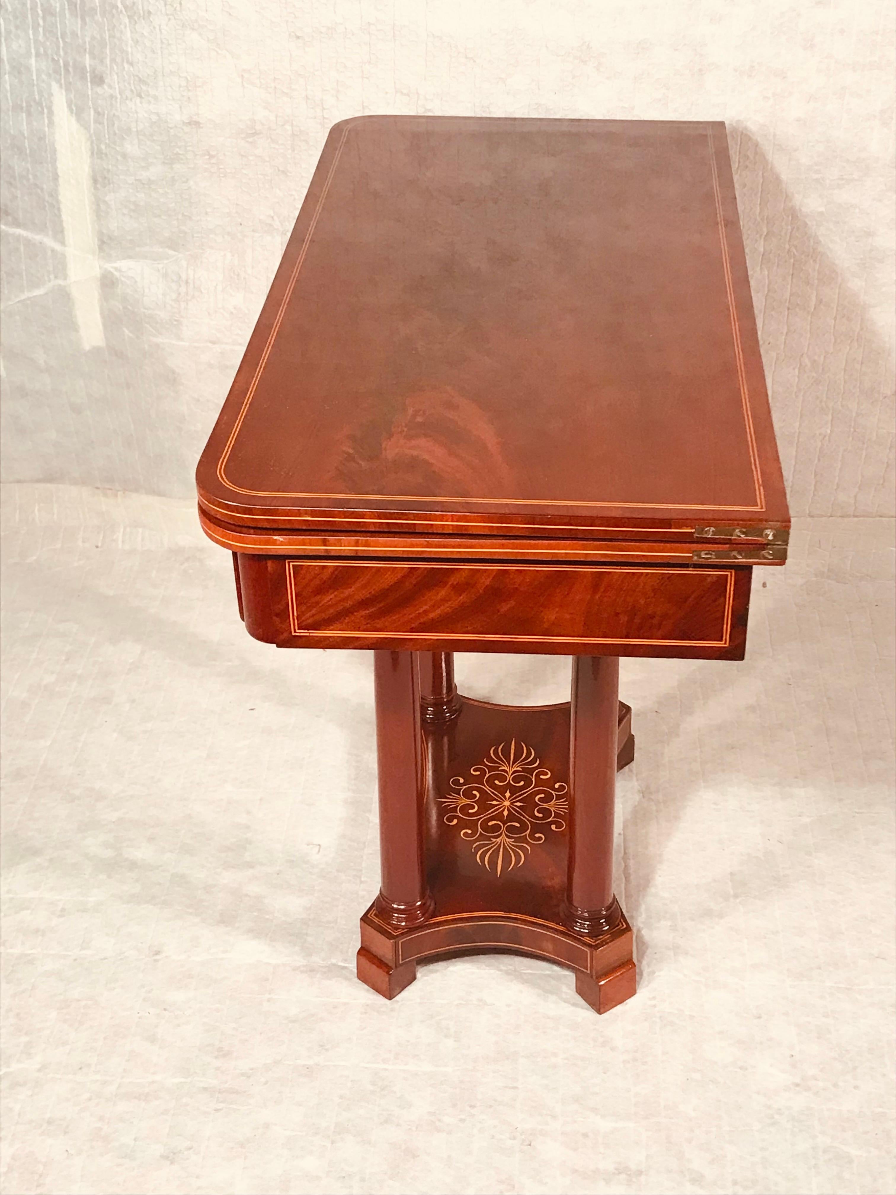 Französischer Spieltisch aus dem 19. Jahrhundert, Restaurationszeitalter 1830-40 im Angebot 3