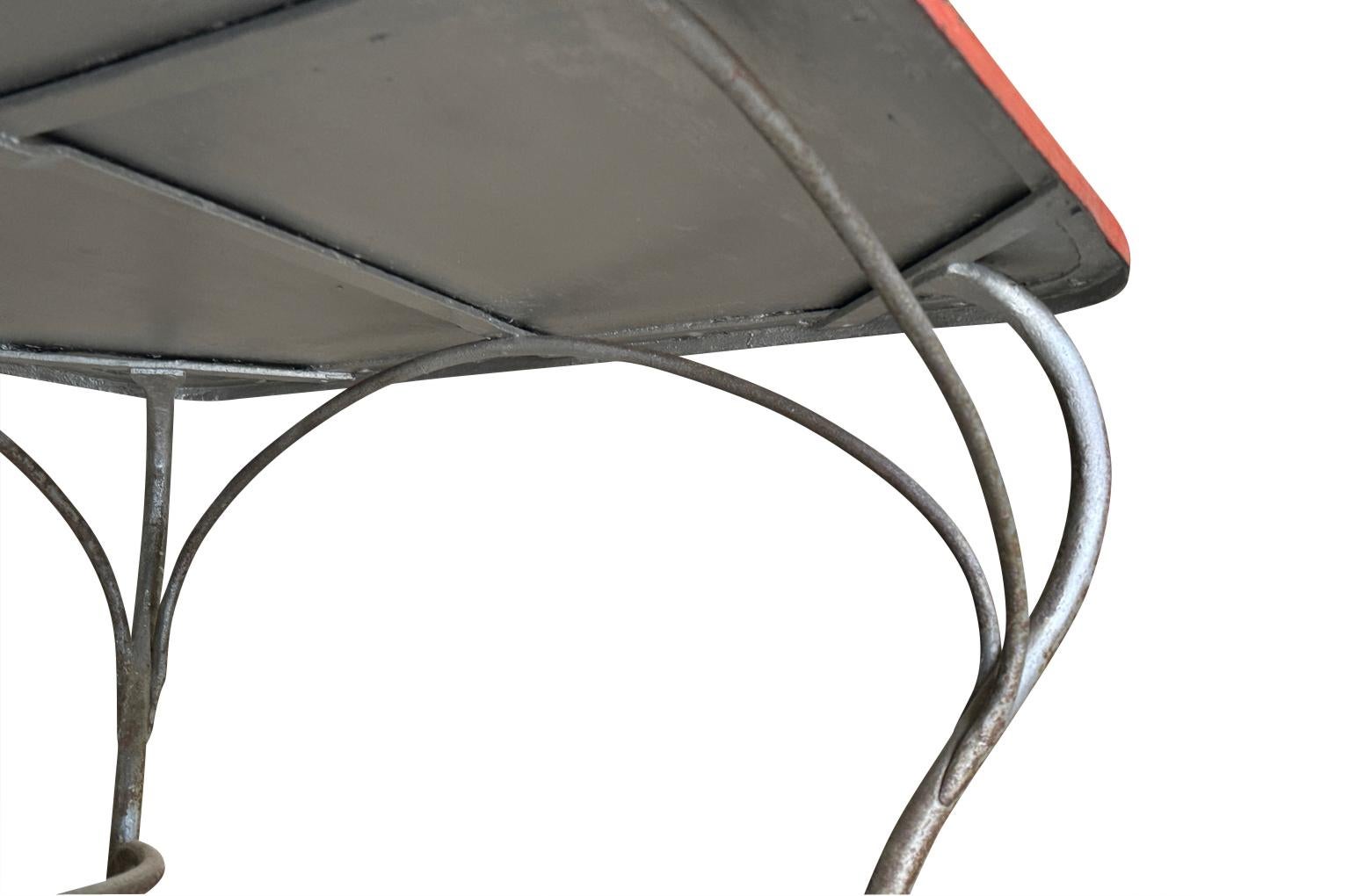 Table de salle à manger de jardin française du 19e siècle en vente 5