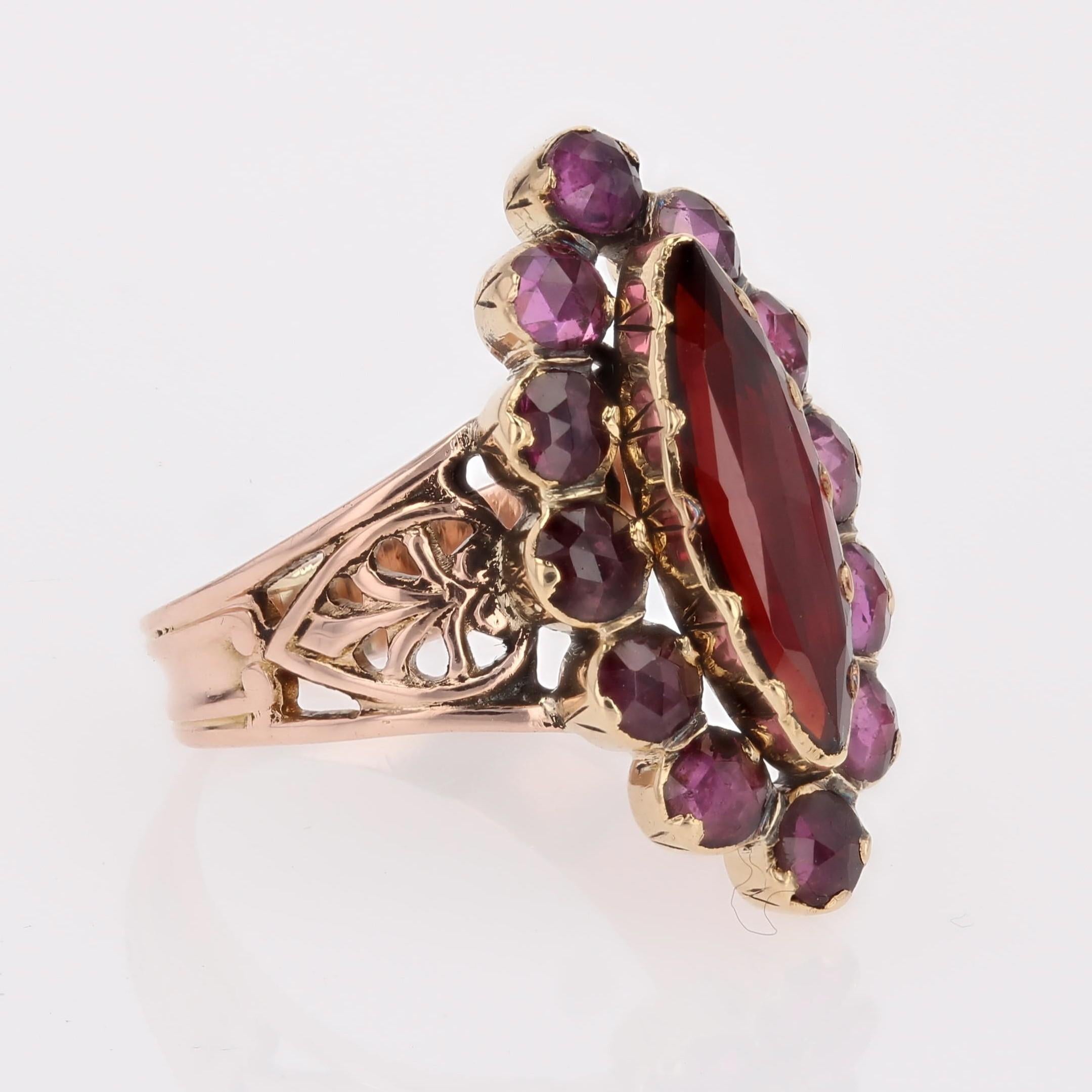 Bague marquise française du 19ème siècle en or rose 18 carats et grenats en vente 6
