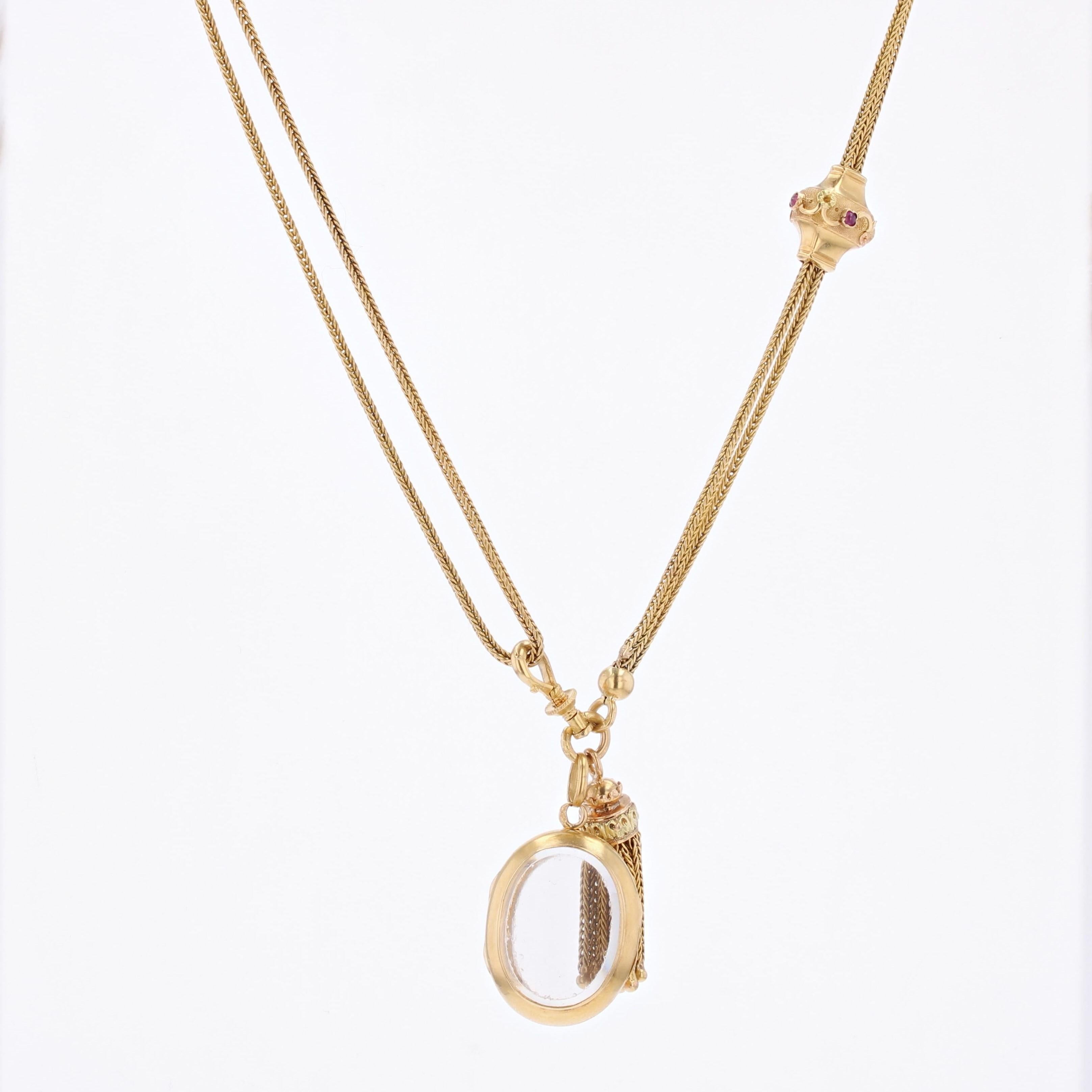 Long collier français du 19ème siècle en or jaune 18 carats avec médaillon et pompon en grenat  Bon état - En vente à Poitiers, FR