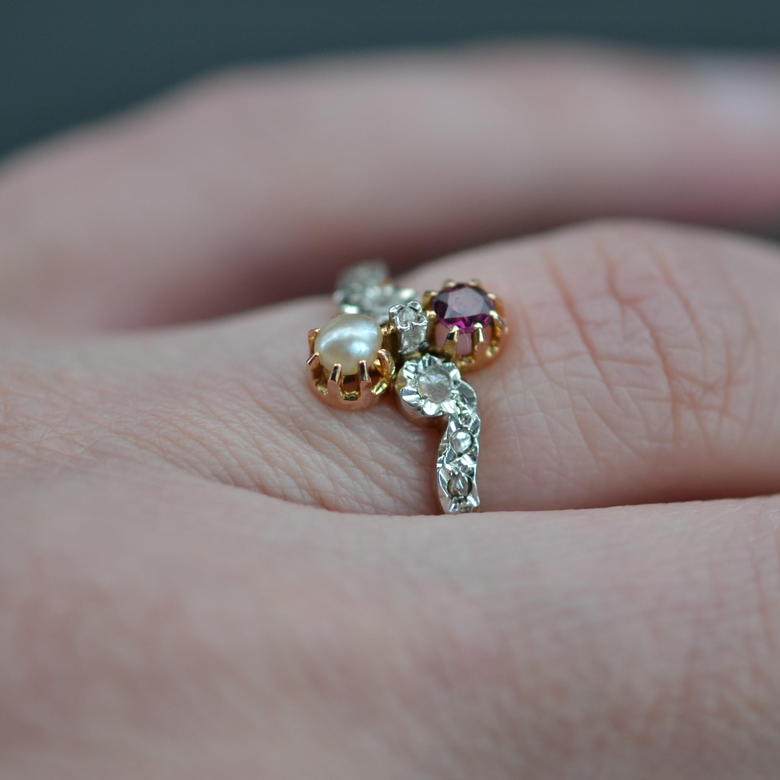 French 19th Century Garnet Fine Pearl Diamonds 18 Karat Rose Gold Ring For Sale 6