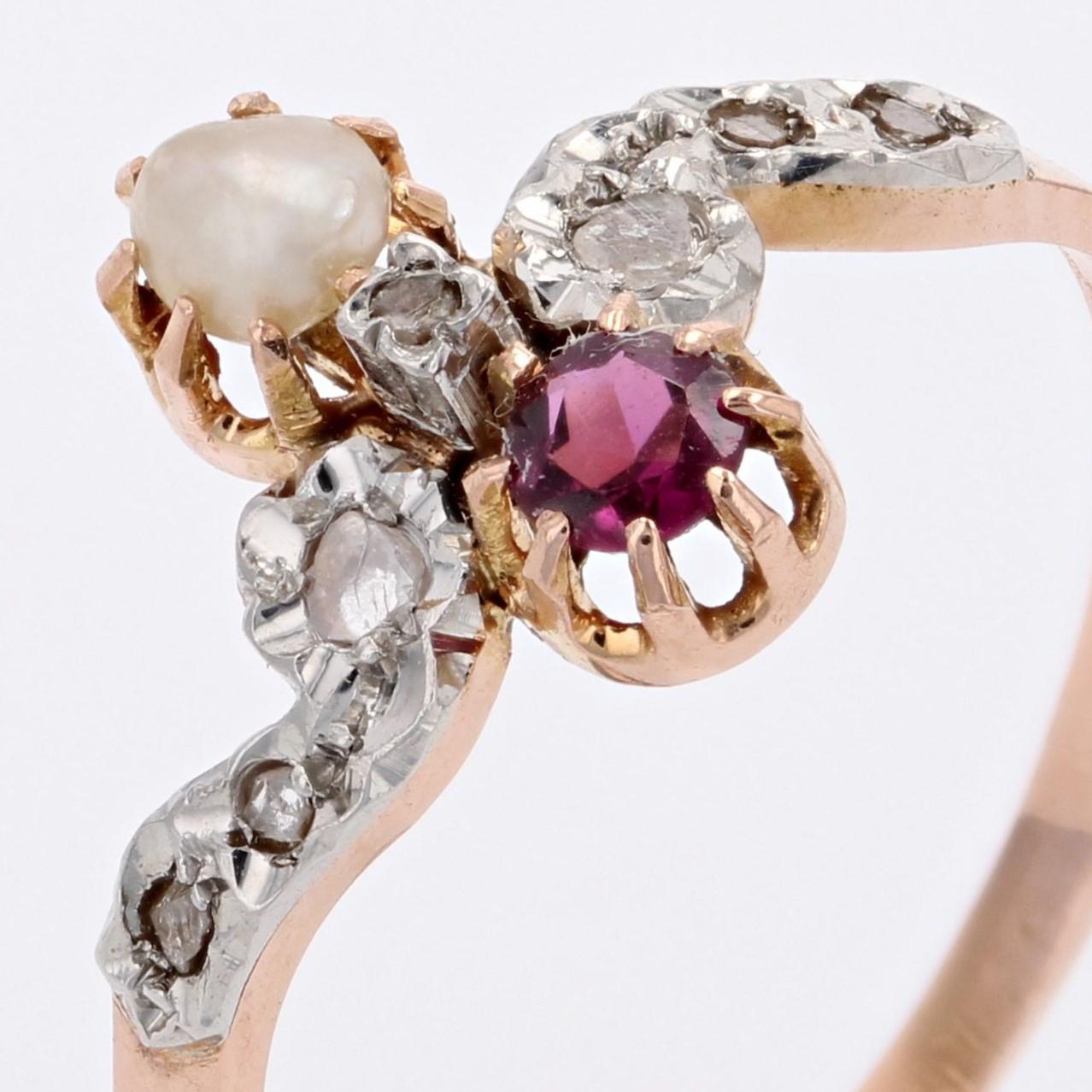 French 19th Century Garnet Fine Pearl Diamonds 18 Karat Rose Gold Ring For Sale 3