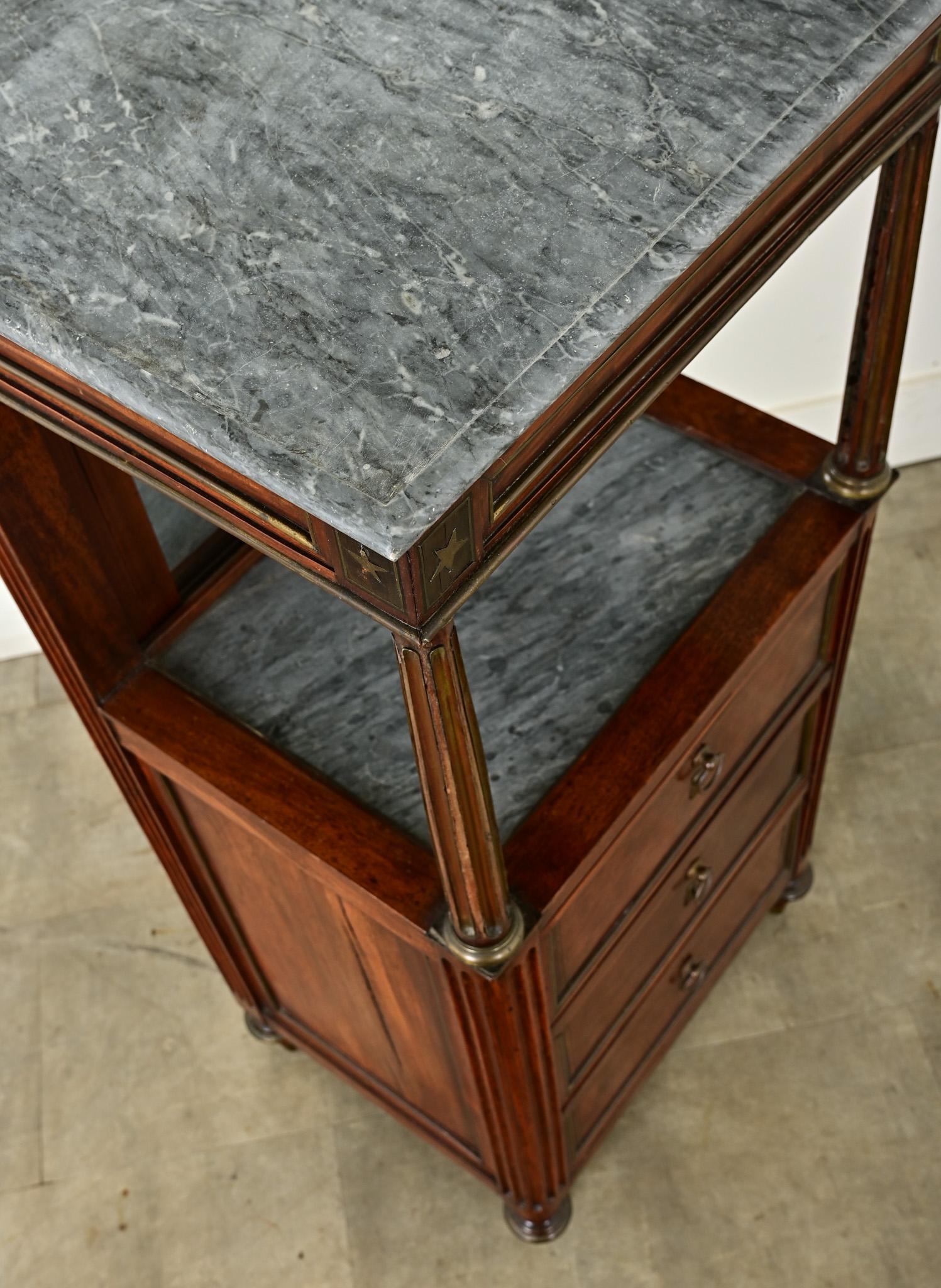 Table à langer pour homme du 19e siècle en vente 2