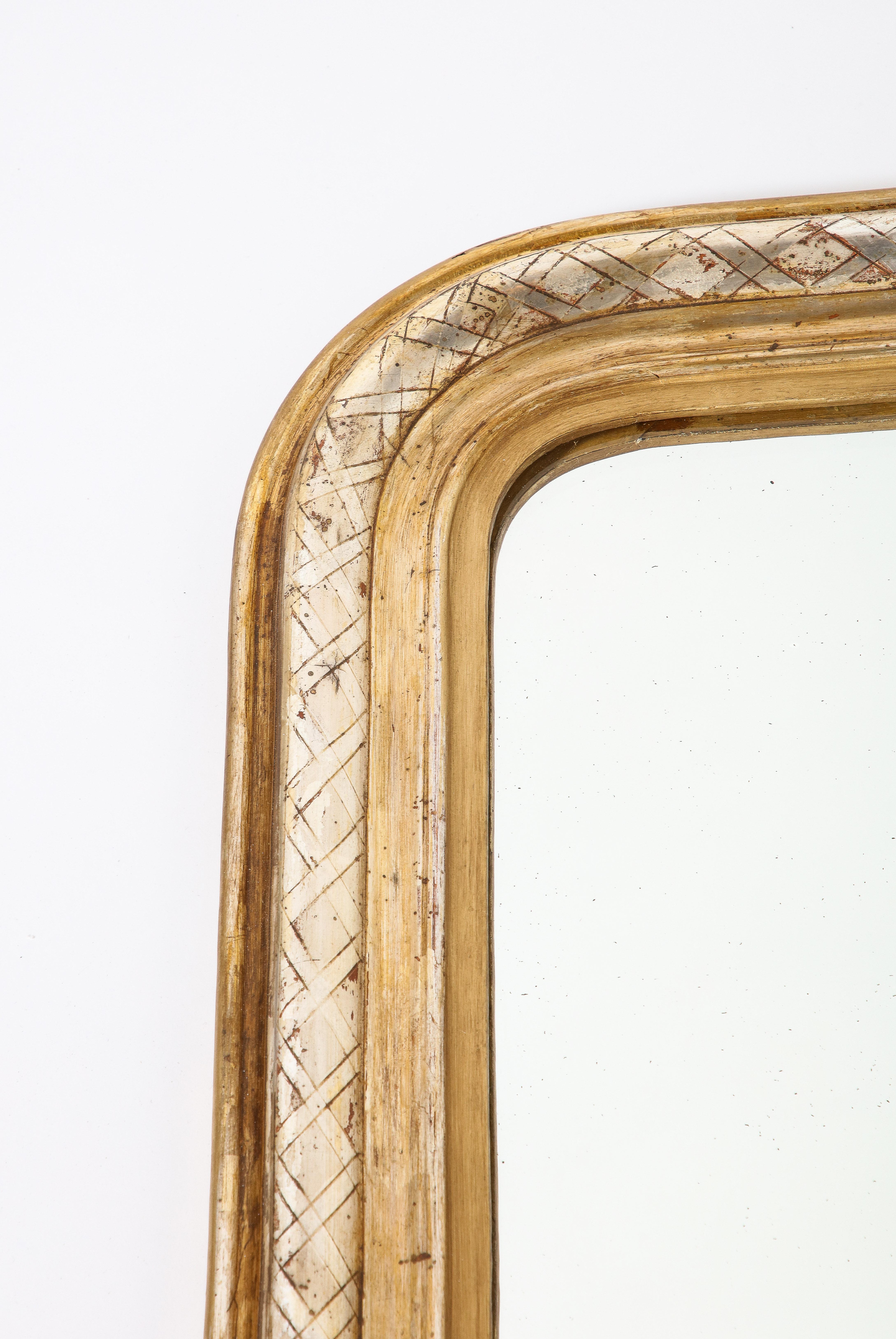 French 19th Century Gilded and Carved Wall Mirror, France, circa 1850 For Sale 2