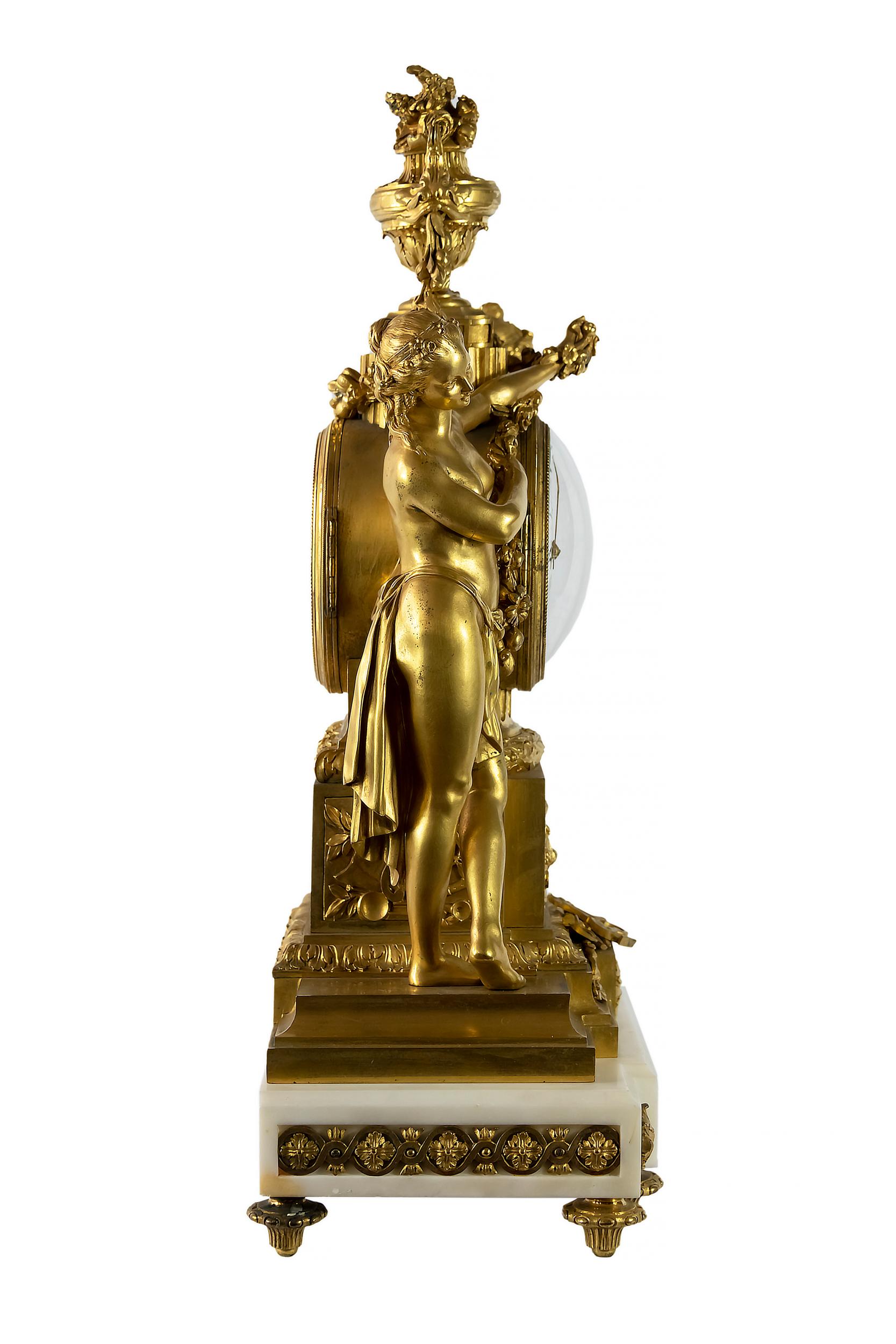 Pendule de cheminée française du 19ème siècle en bronze doré et marbre Caron Le Fils A Paris en vente 3