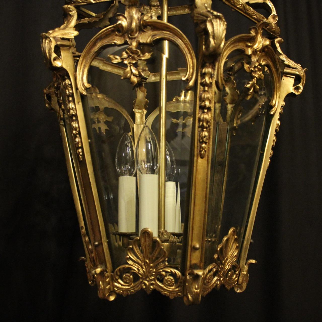 French 19th Century Gilded Bronze Antique Hall Lantern For Sale 1