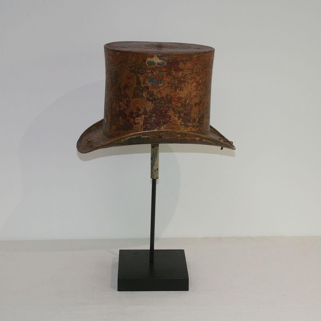 Belle Époque French 19th Century Gilded Zinc Hatmakers Shopsign