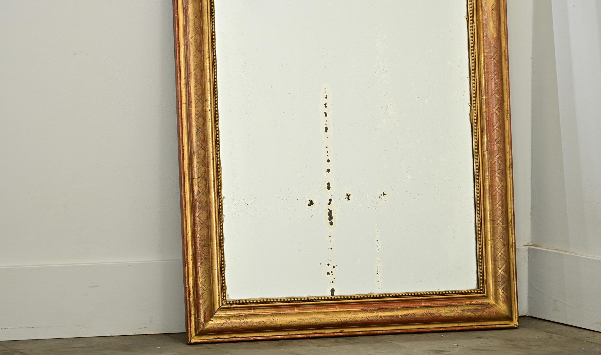 Espejo Louis Philippe francés dorado del siglo XIX Francés en venta
