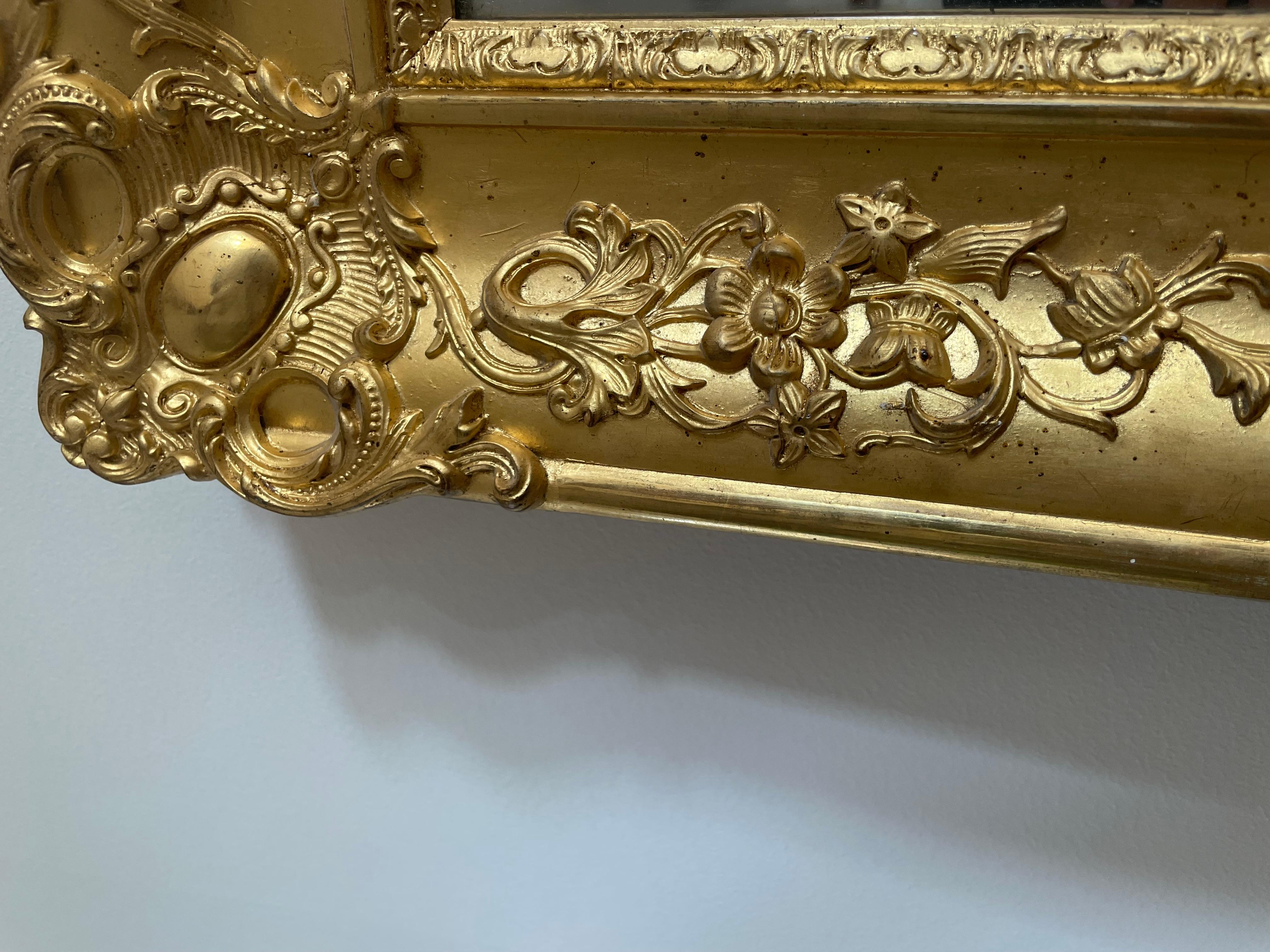 Vergoldeter Spiegel aus dem 19. Jahrhundert (Französisch) im Angebot