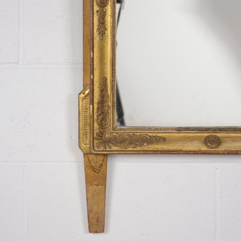 French 19th Century Louis XVI Style Gilt Mirror For Sale 2