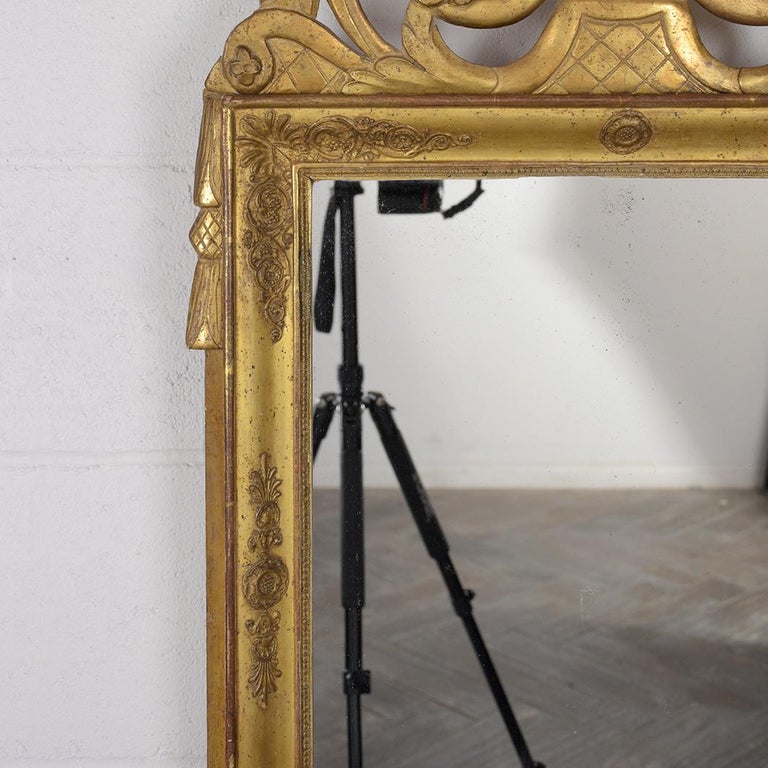 French 19th Century Louis XVI Style Gilt Mirror In Good Condition For Sale In Los Angeles, CA