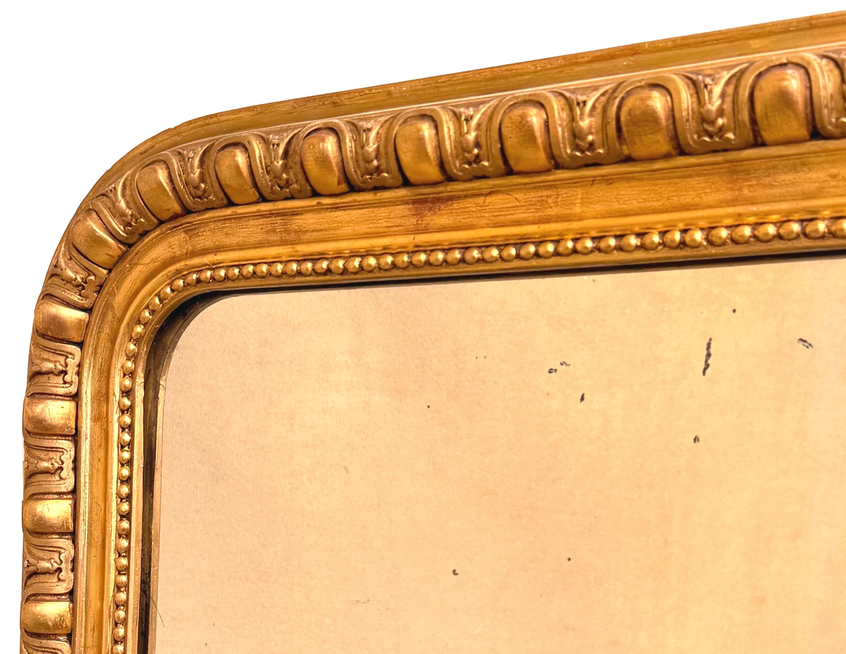 Espejo de pared rectangular dorado francés del siglo XIX Francés en venta