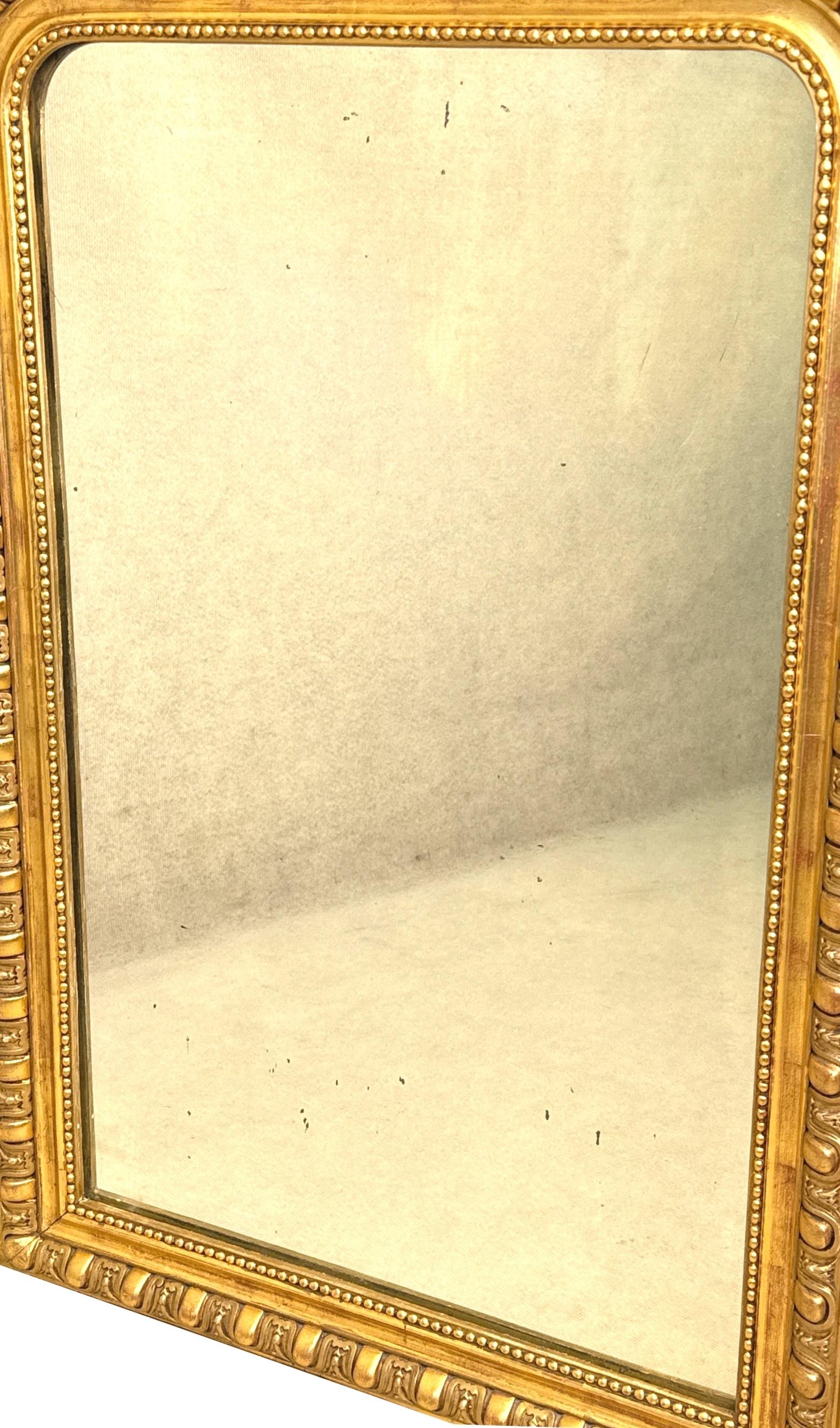 Espejo de pared rectangular dorado francés del siglo XIX Gesso en venta