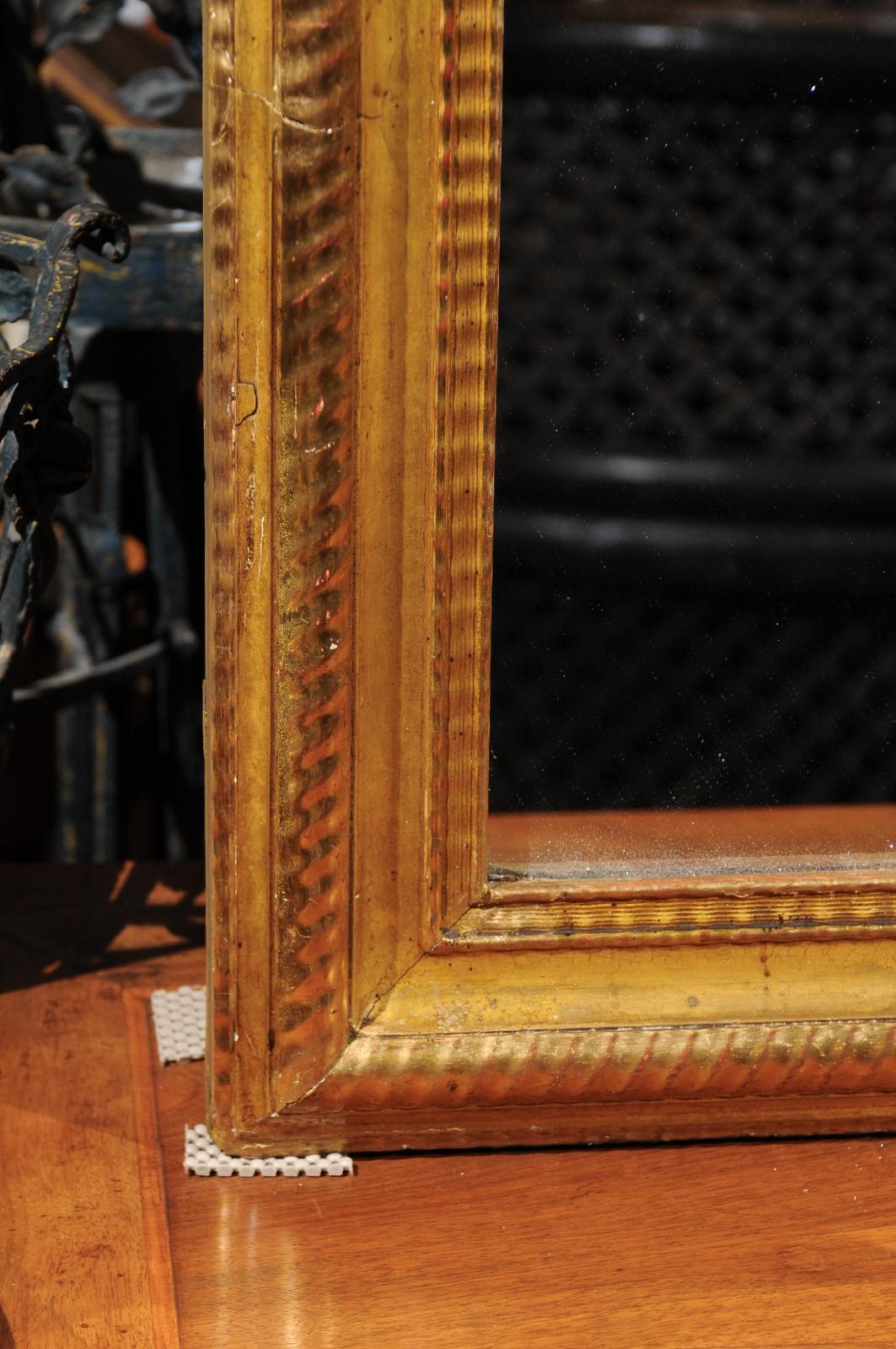 French 19th Century Giltwood Louis-Philippe Mirror with Ribbed Molded Frame 2