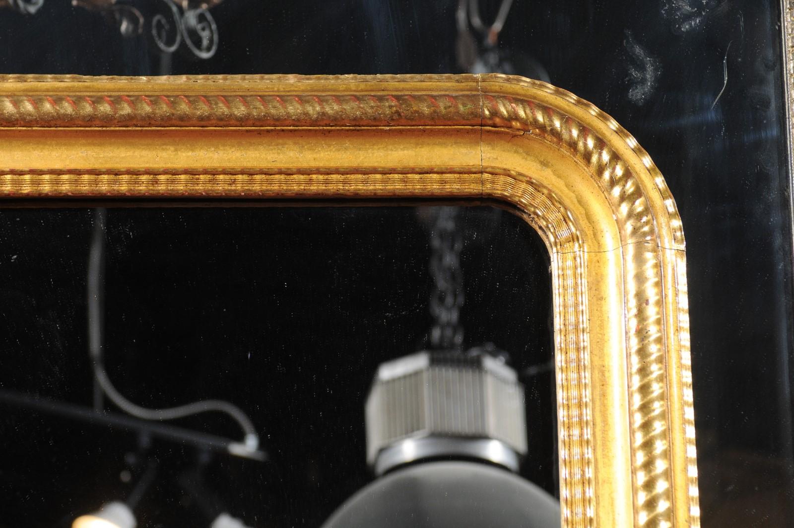 French 19th Century Giltwood Louis-Philippe Mirror with Ribbed Molded Frame 5