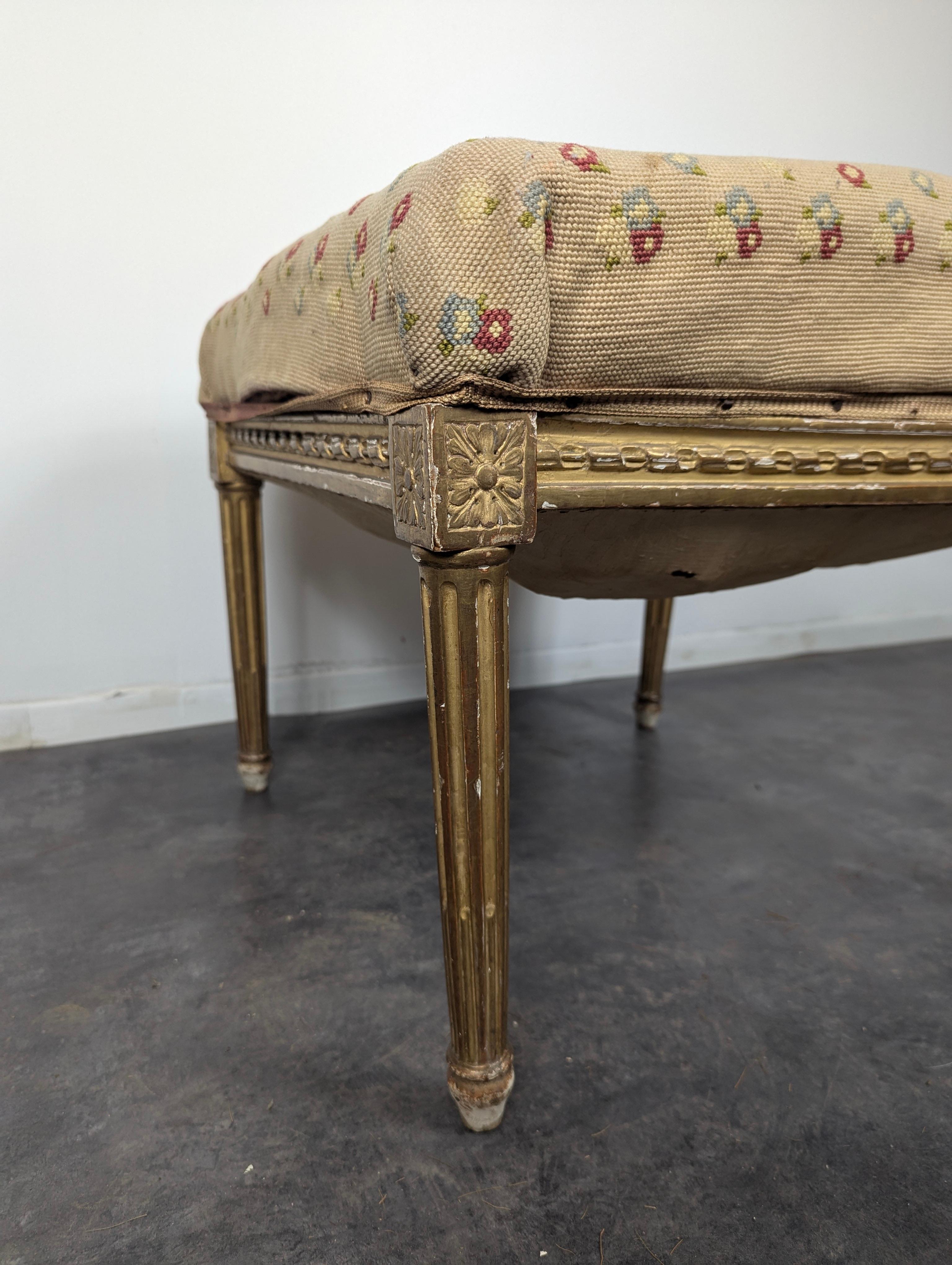 Français Tabouret Louis XVI du 19ème siècle