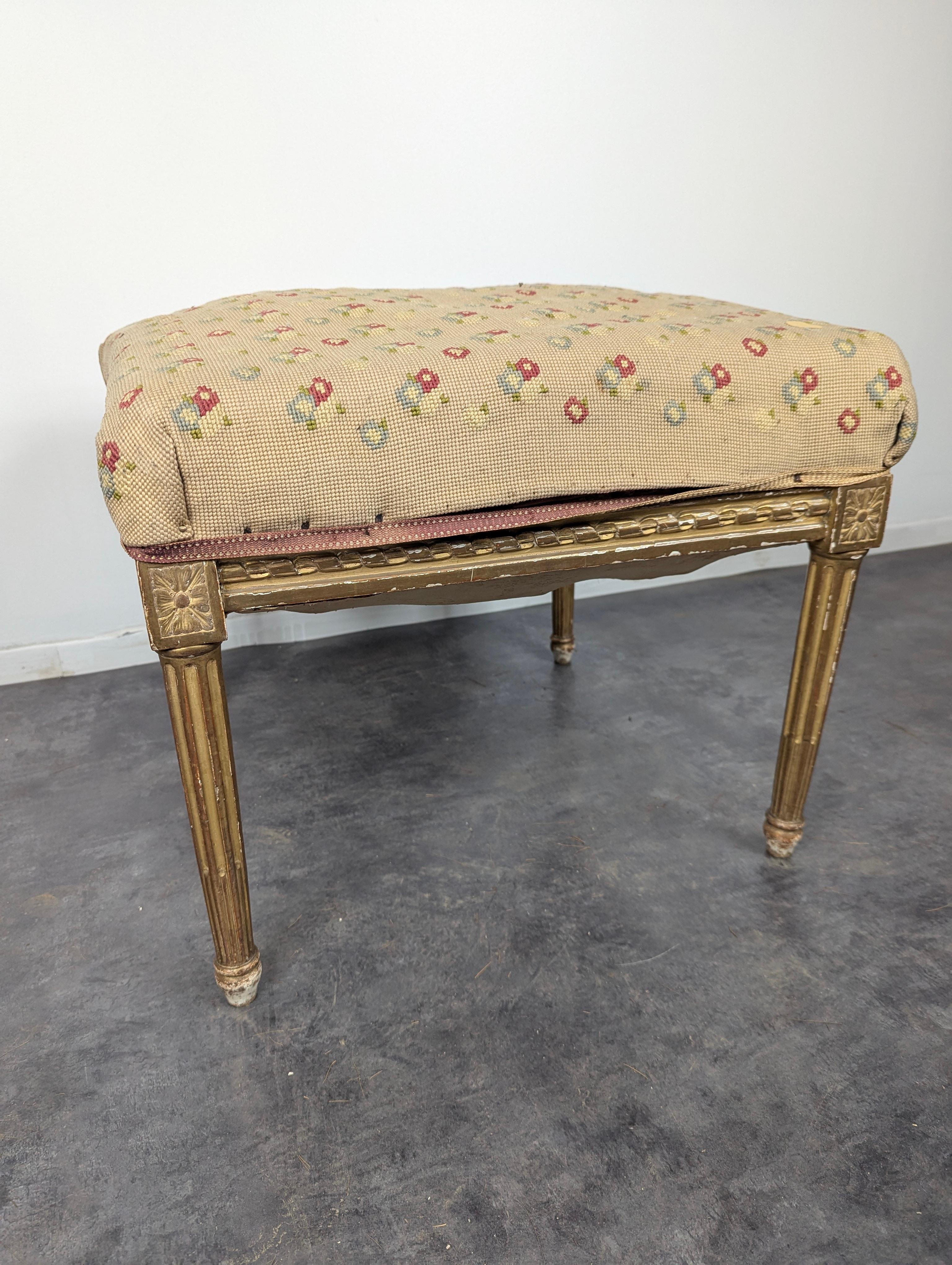 Tabouret Louis XVI du 19ème siècle Bon état à CANTELEU, FR