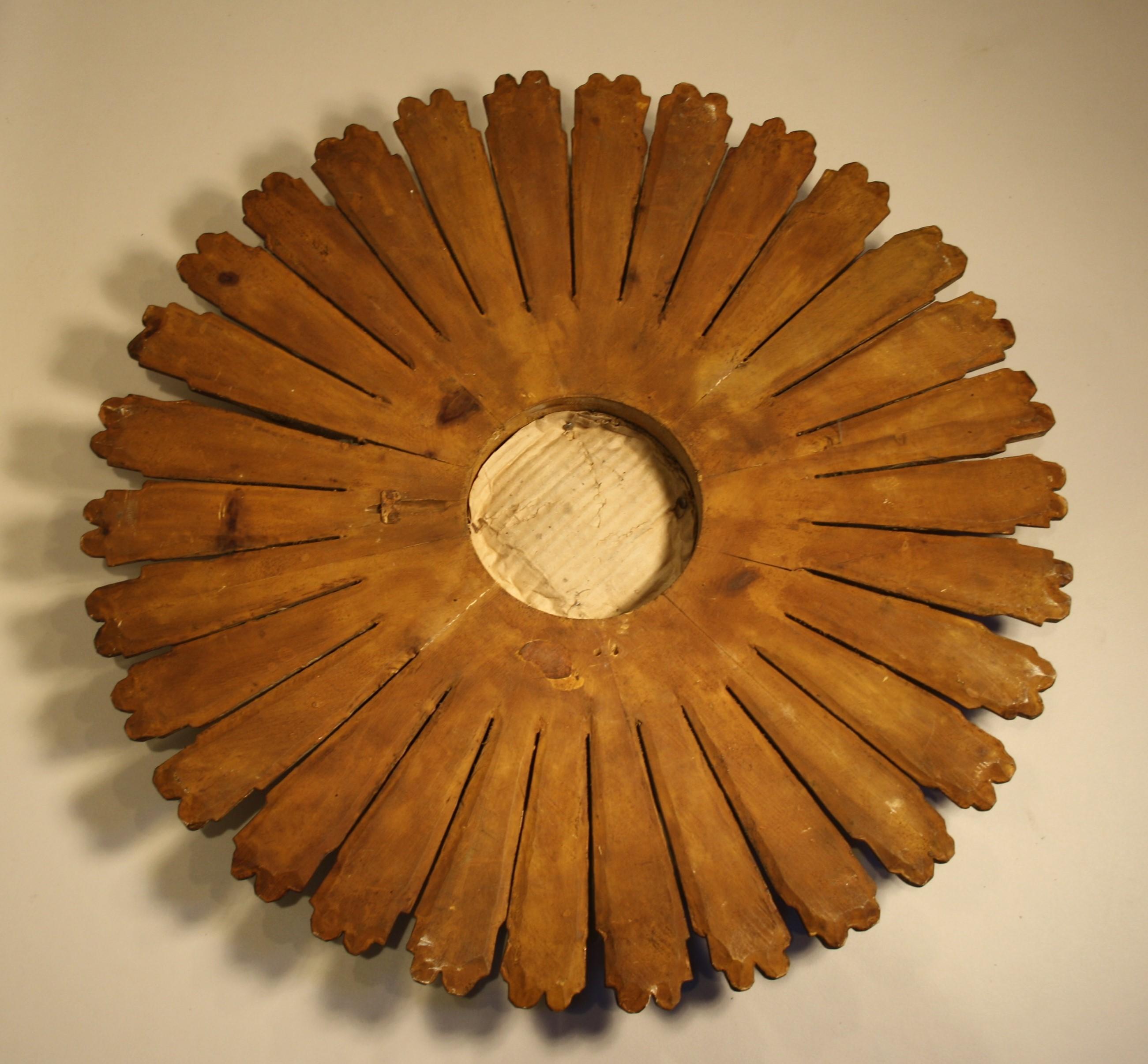 French Giltwood Sunburst Mirror (Vergoldetes Holz)