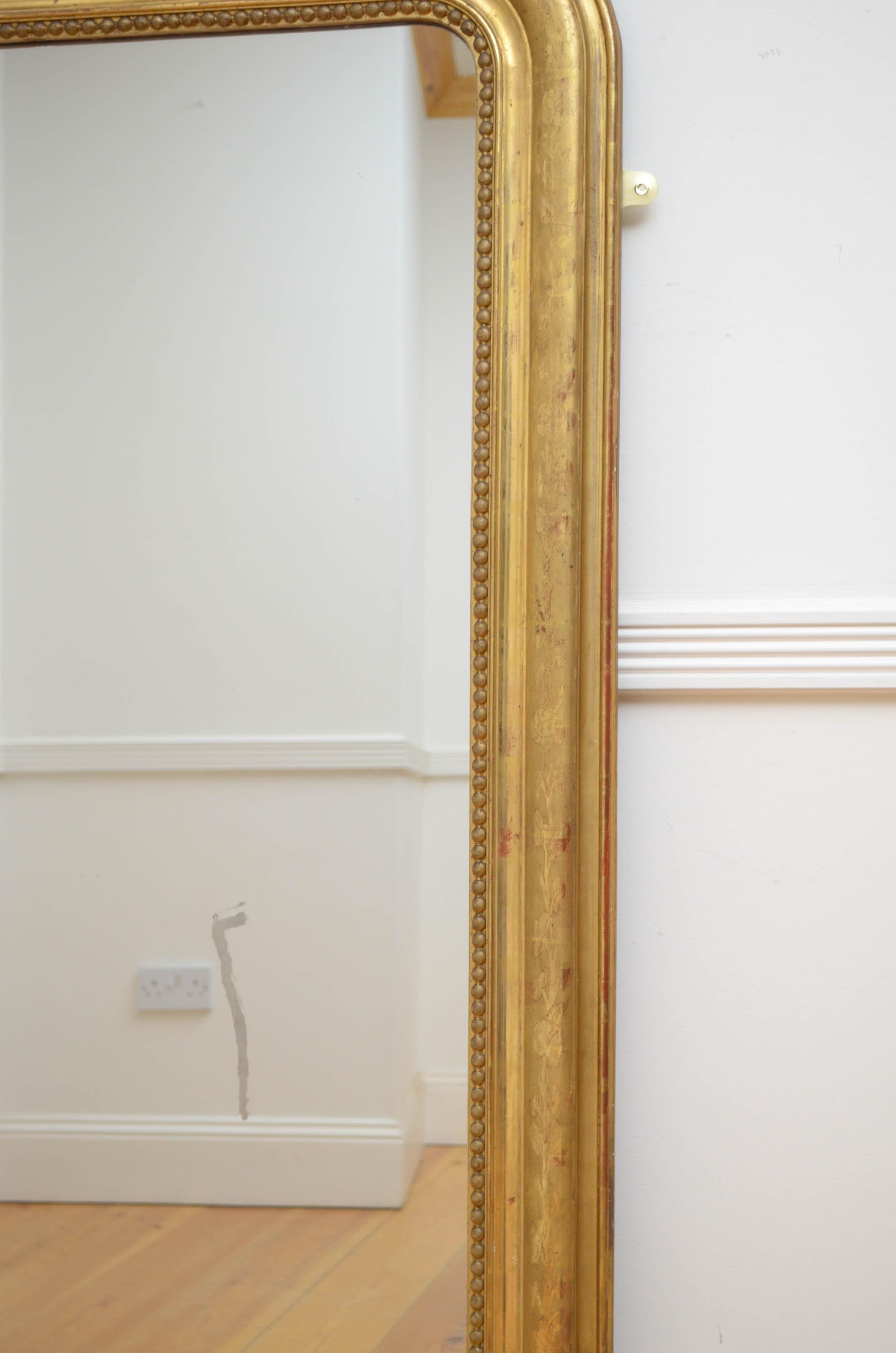 French 19th Century Giltwood Wall Mirror 7