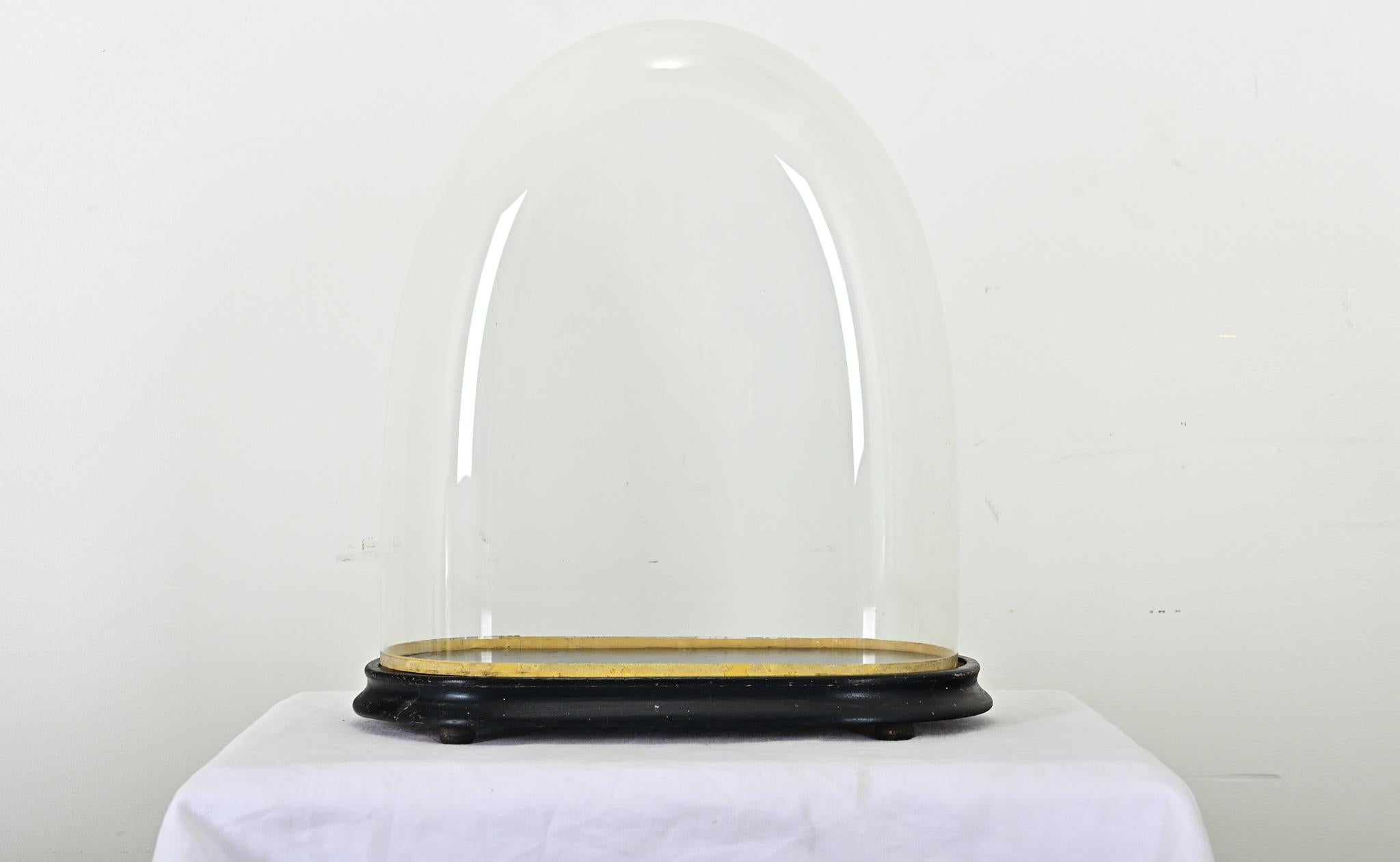 French 19th Century Glass Cloche on Pedestal 1
