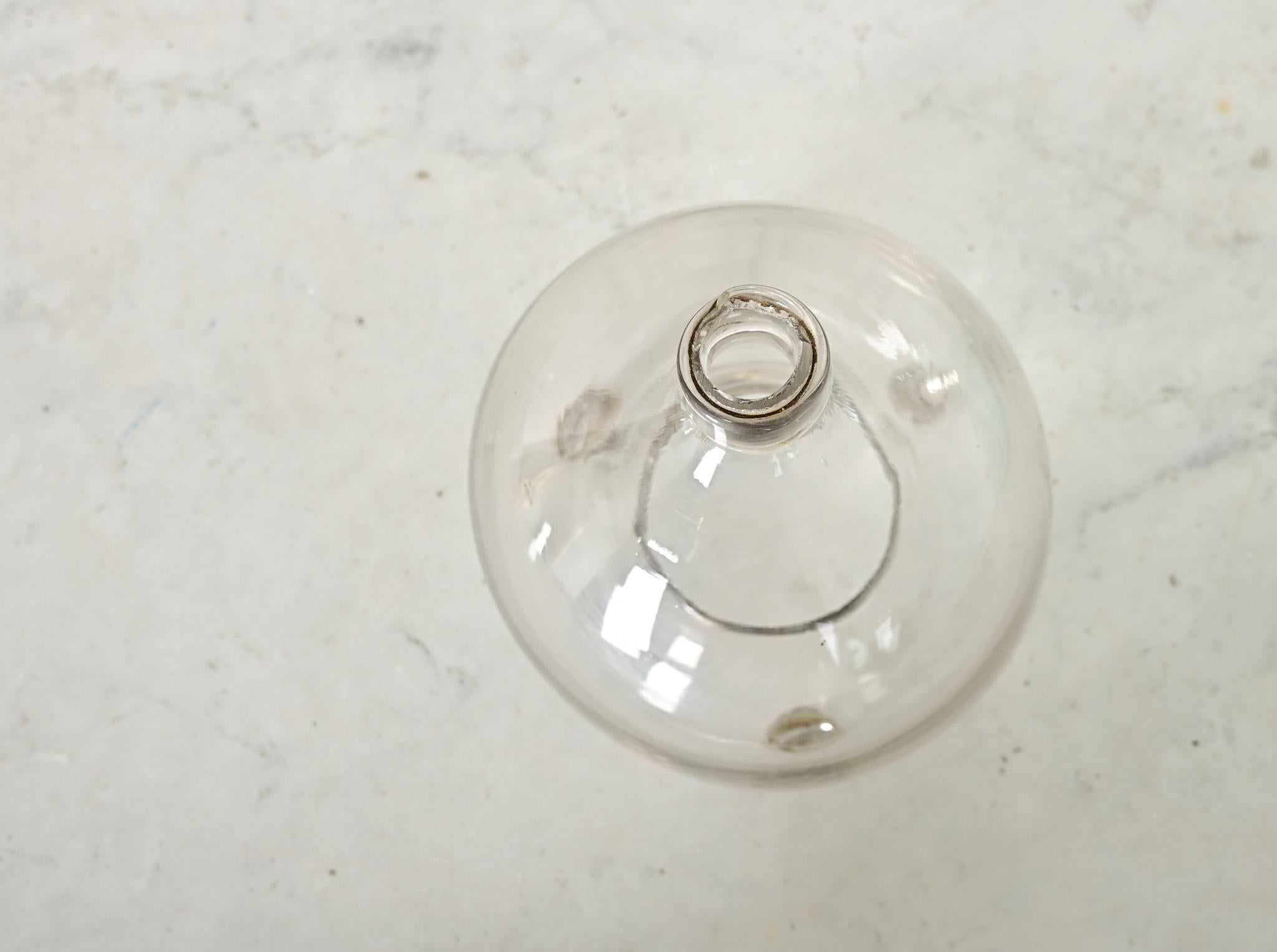 Vernissé Attrape-mouches en verre français du 19e siècle en vente