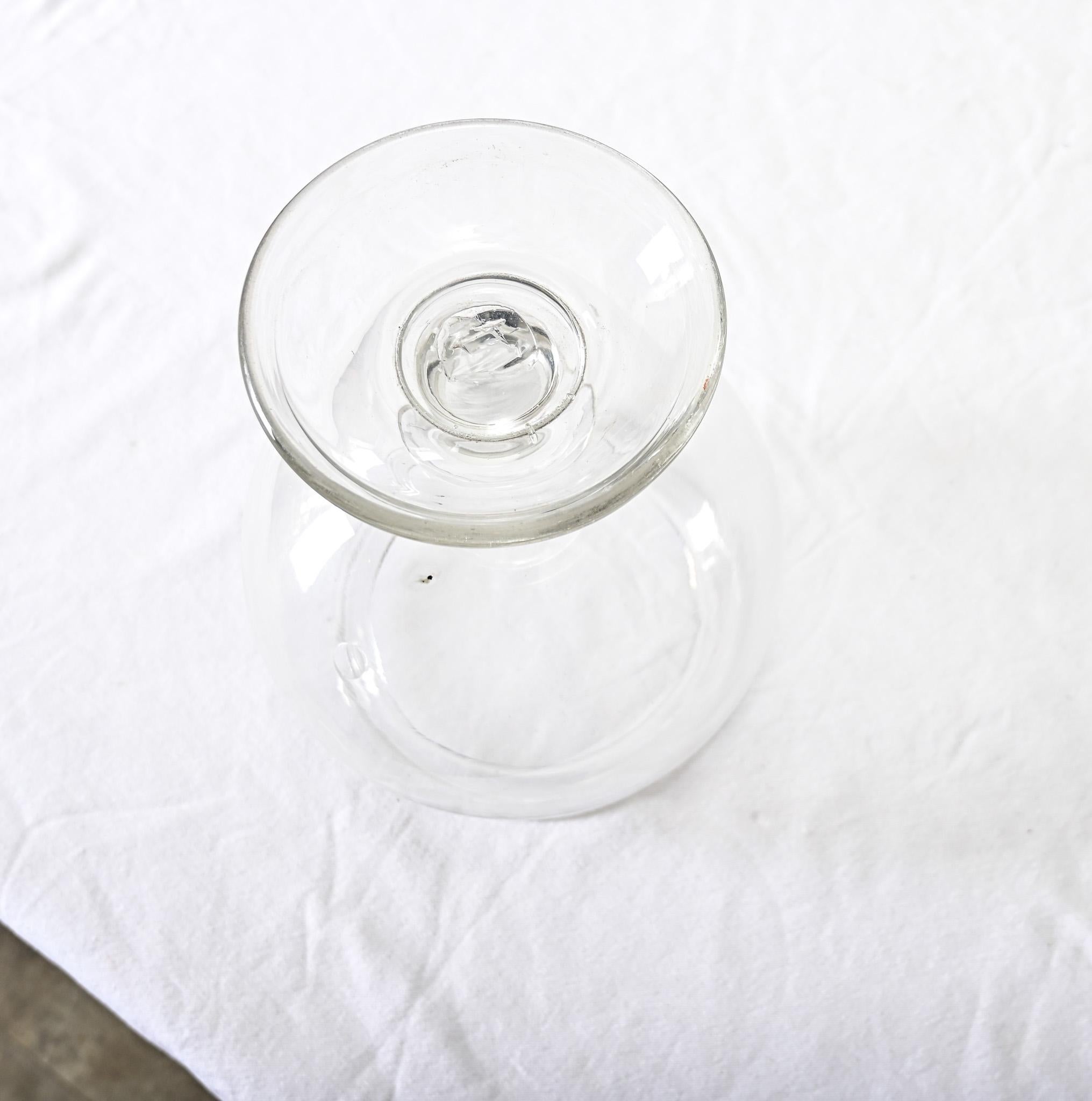 French 19th Century Glass Leech Bowl For Sale 1