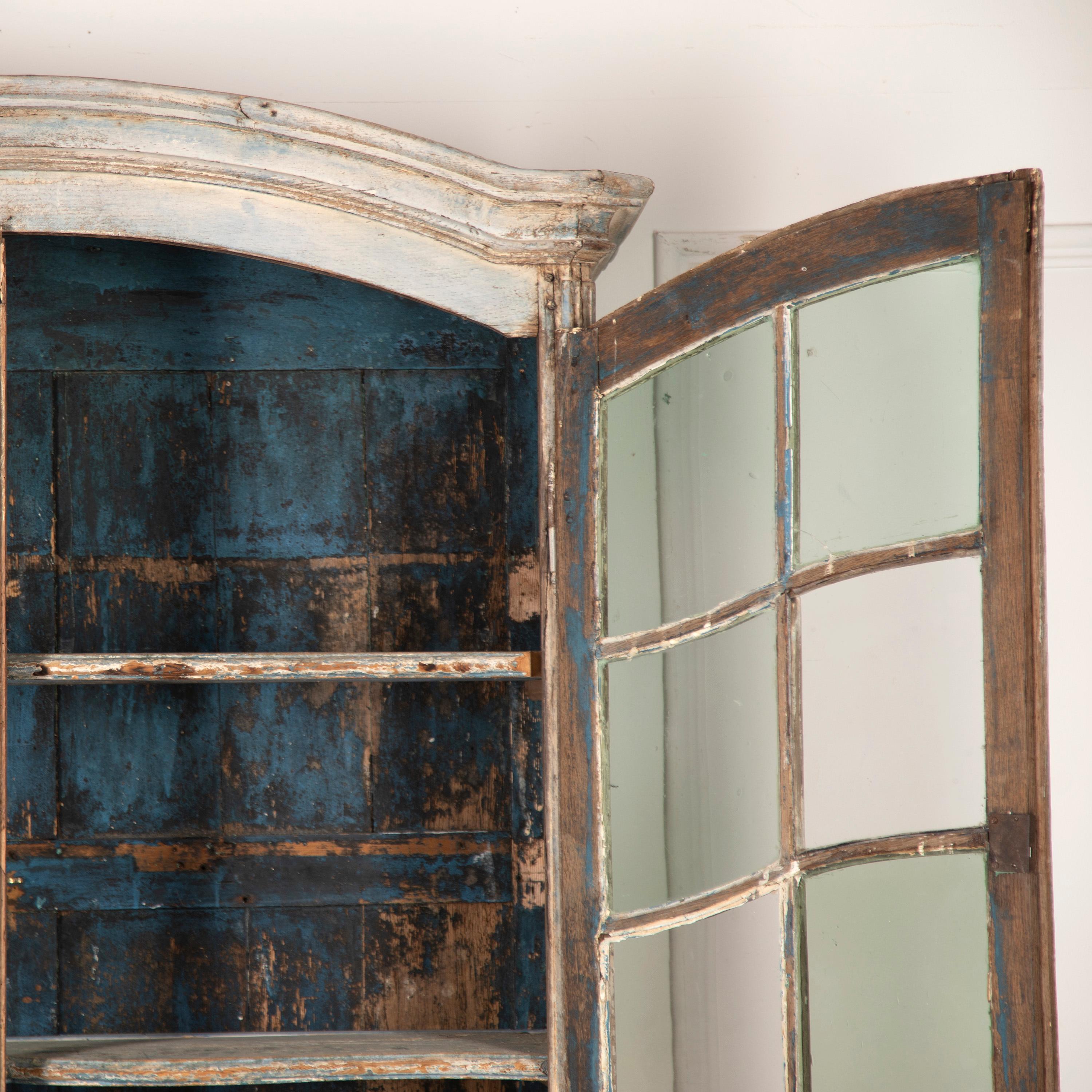 French 19th Century Glazed Bookcase For Sale 3