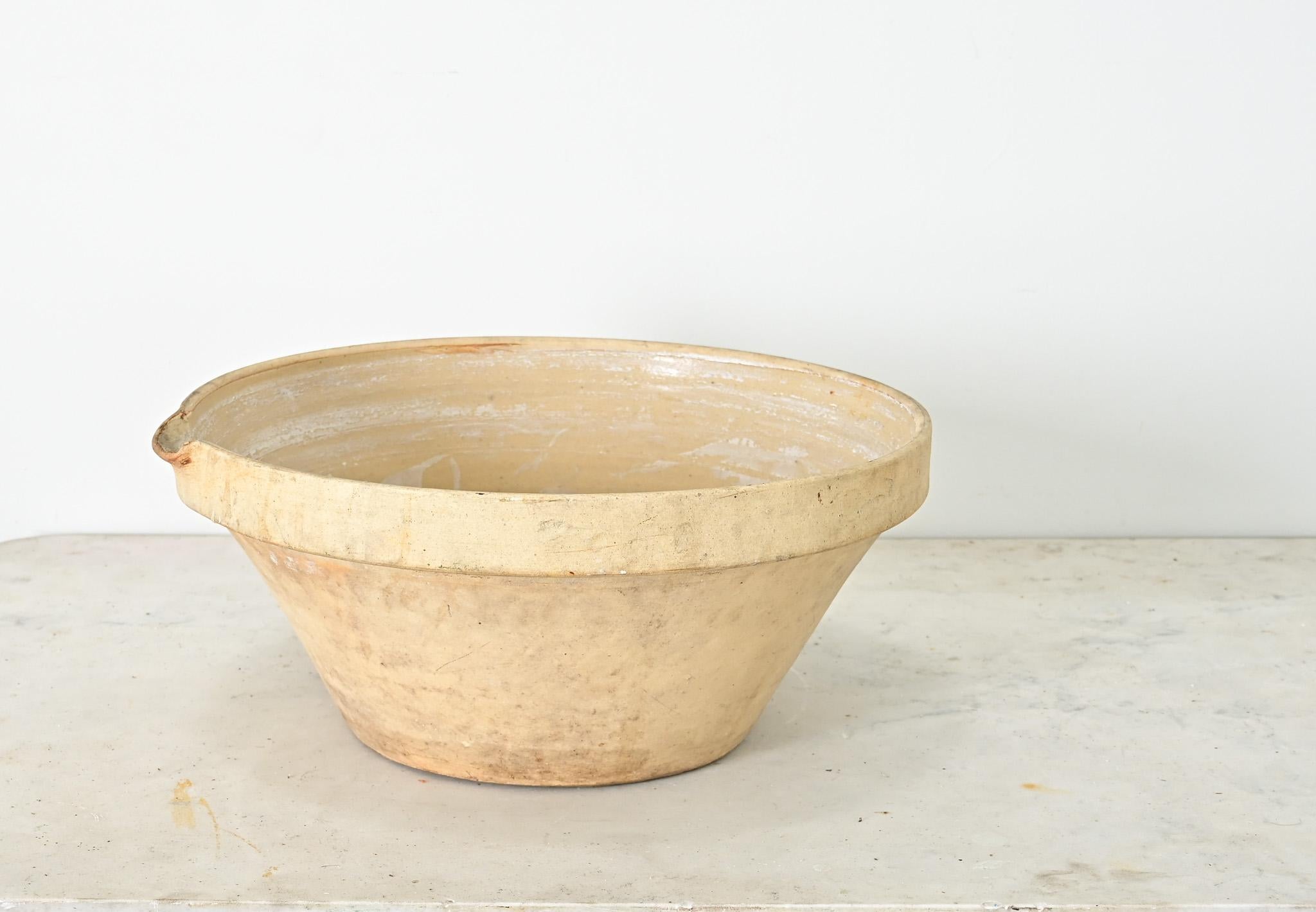 French 19th Century Glazed Cream Bowl For Sale 1