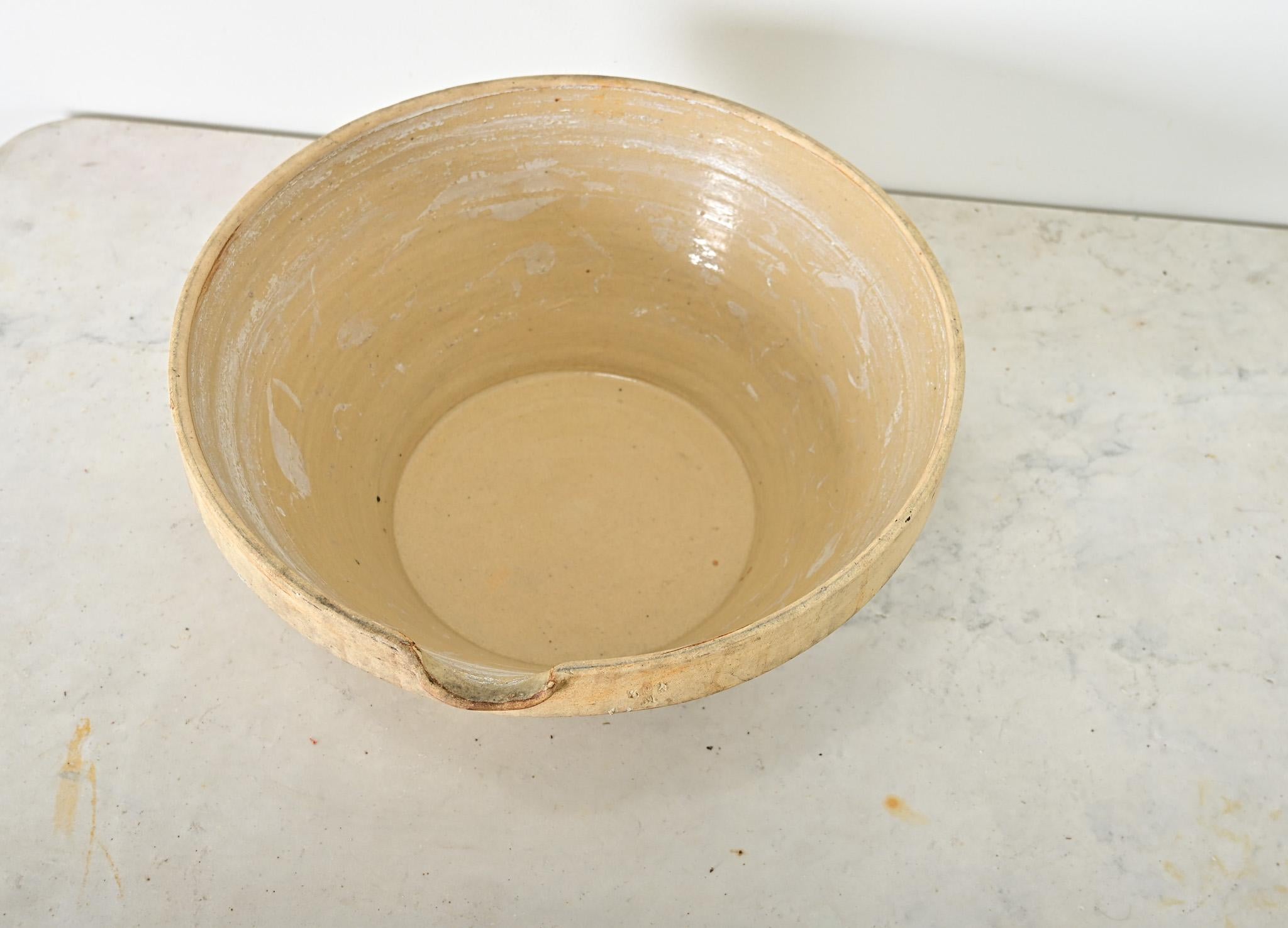 French 19th Century Glazed Cream Bowl For Sale 2
