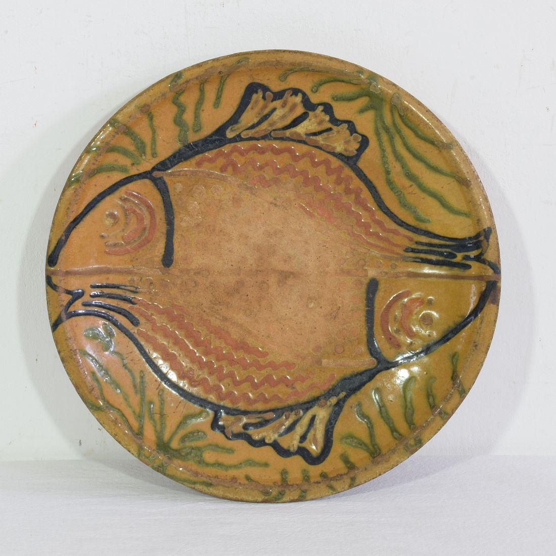 French Provincial French 19th Century Glazed Folk Art Ceramic Platter/ Bowl Depicting Two Fish For Sale