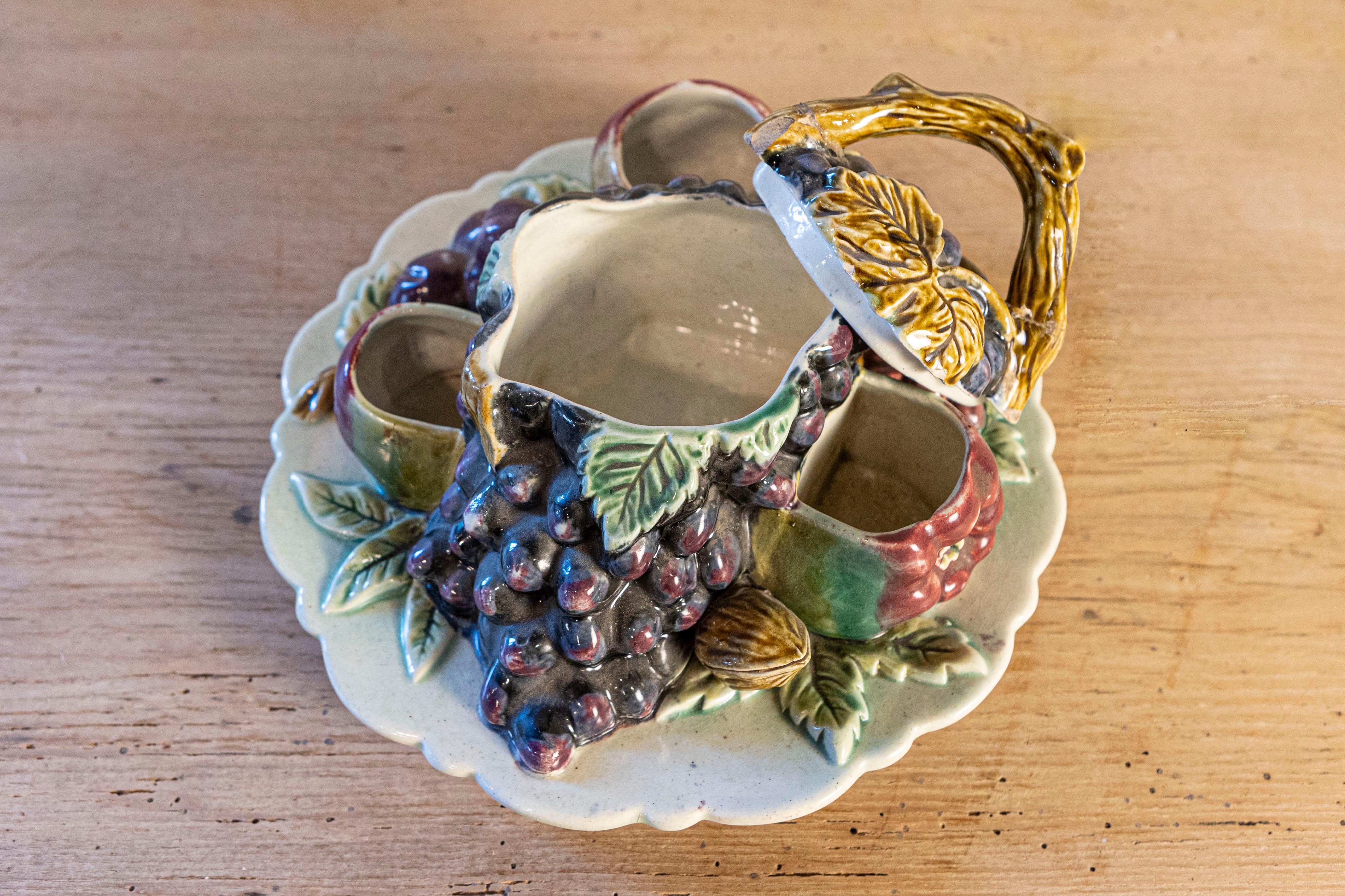 French 19th Century Glazed Majolica Lidded Fruit Dish with Grapes For Sale 1