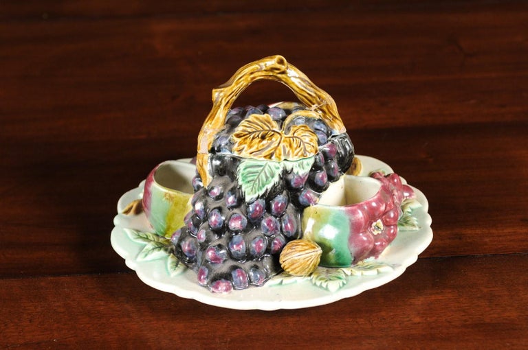 French 19th Century Glazed Majolica Lidded Fruit Dish with Grapes For Sale 2
