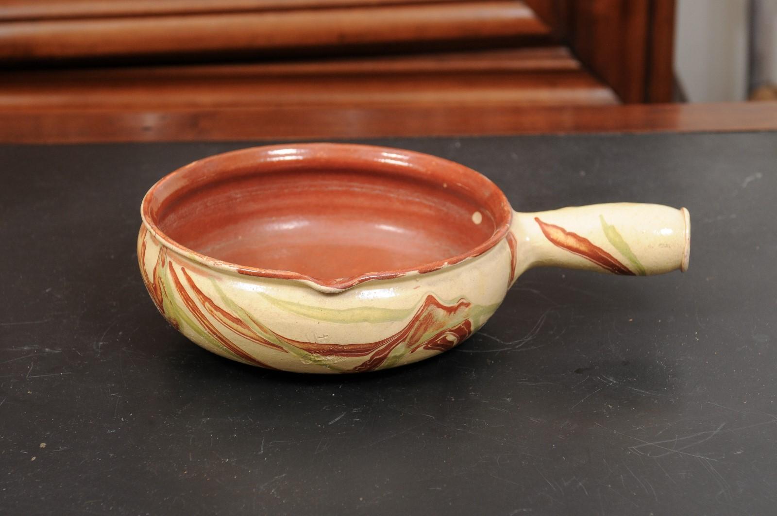 French 19th Century Glazed Pottery Serving Dish with Terracotta and Gold Glaze For Sale 3