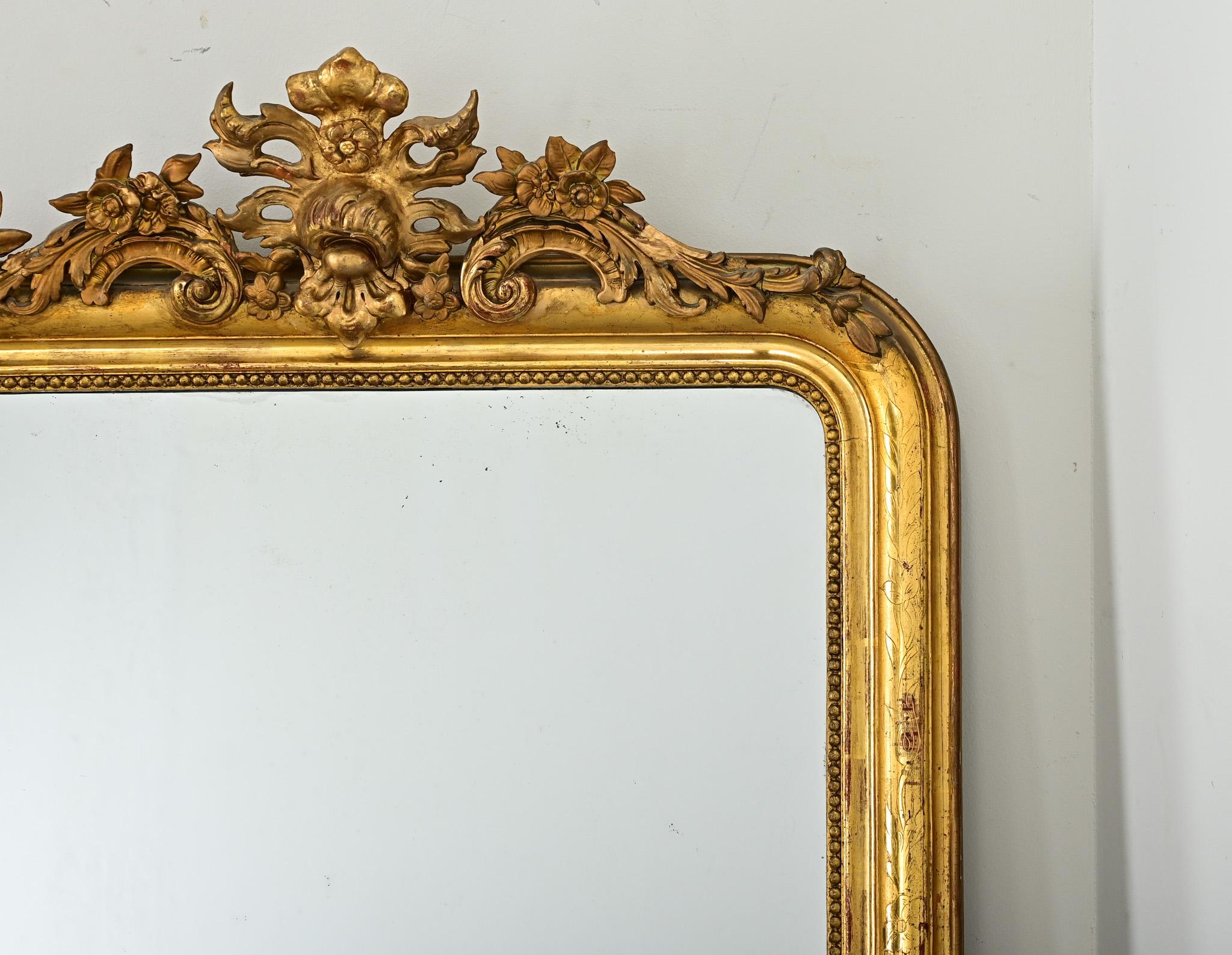 XIXe siècle Miroir Louis Philippe français du 19ème siècle doré à l'or en vente