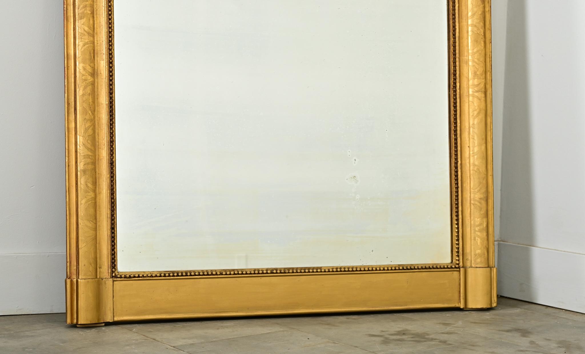 Specchio francese Louis Philippe dorato del XIX secolo 1
