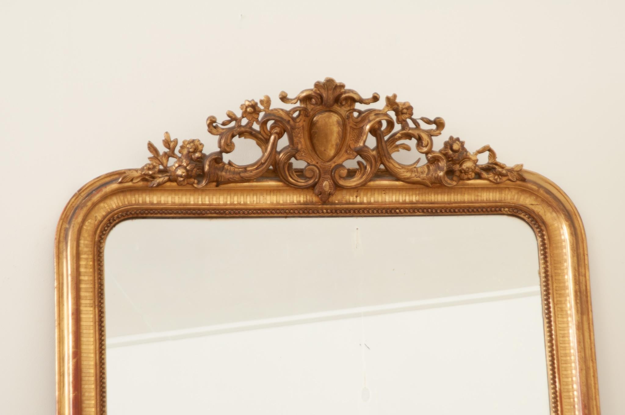 Louis XVI Miroir français du 19ème siècle doré à l'or en vente